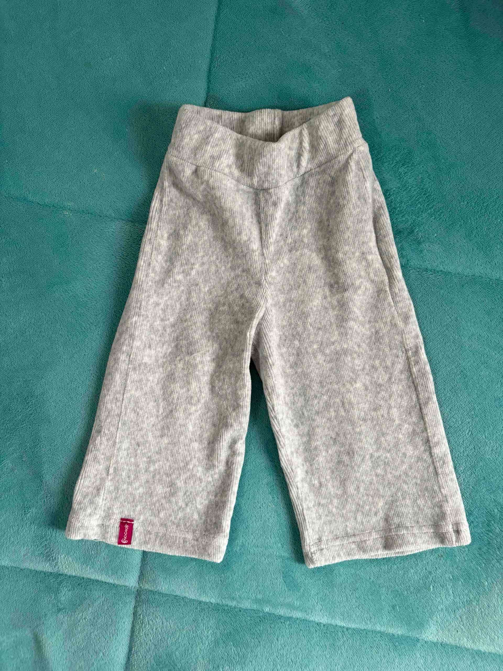Pantalón ficcus 3-6 meses
