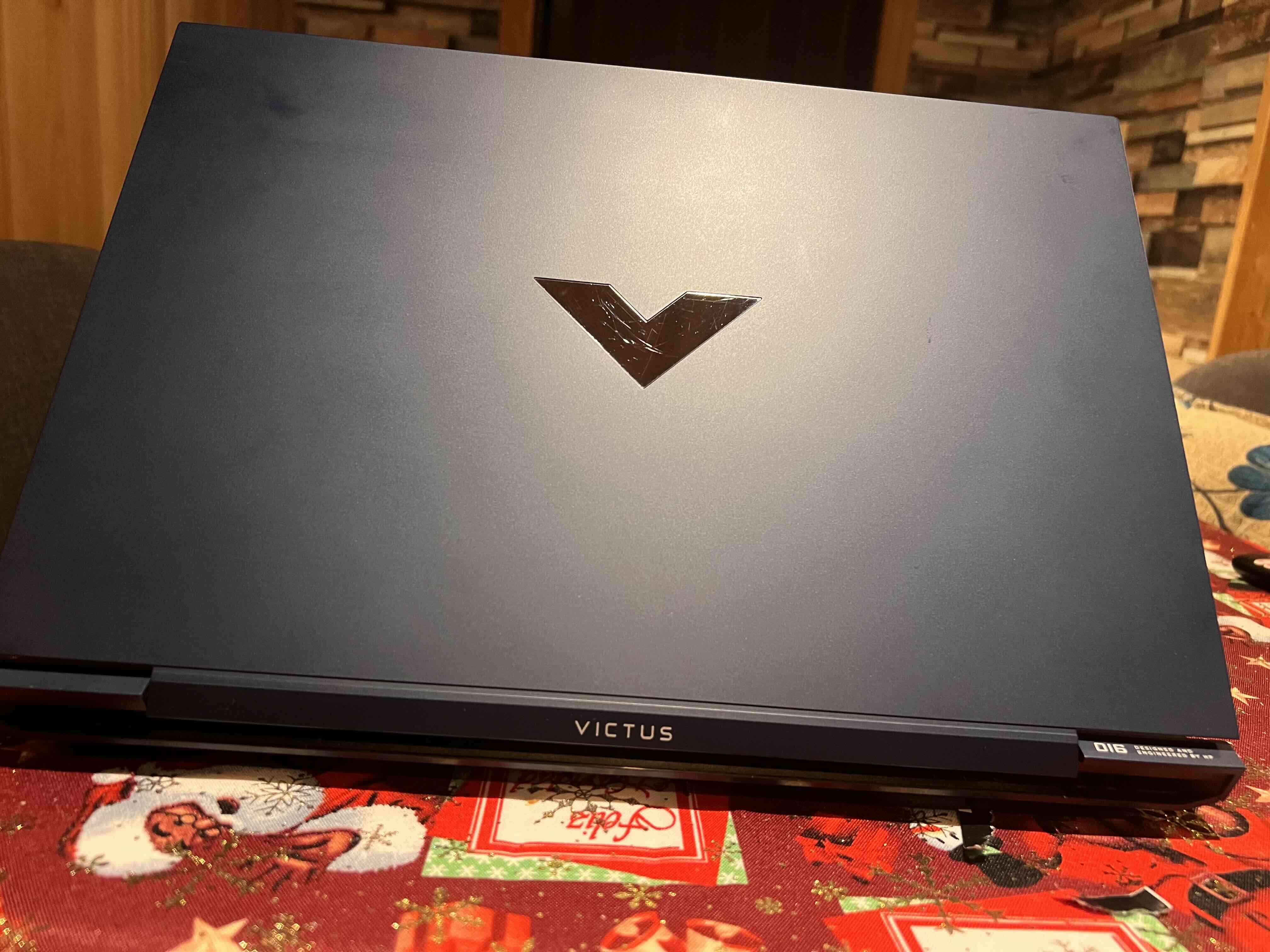 Notebook HP Victus Intel i7 RTX 3060 - miniatura 2