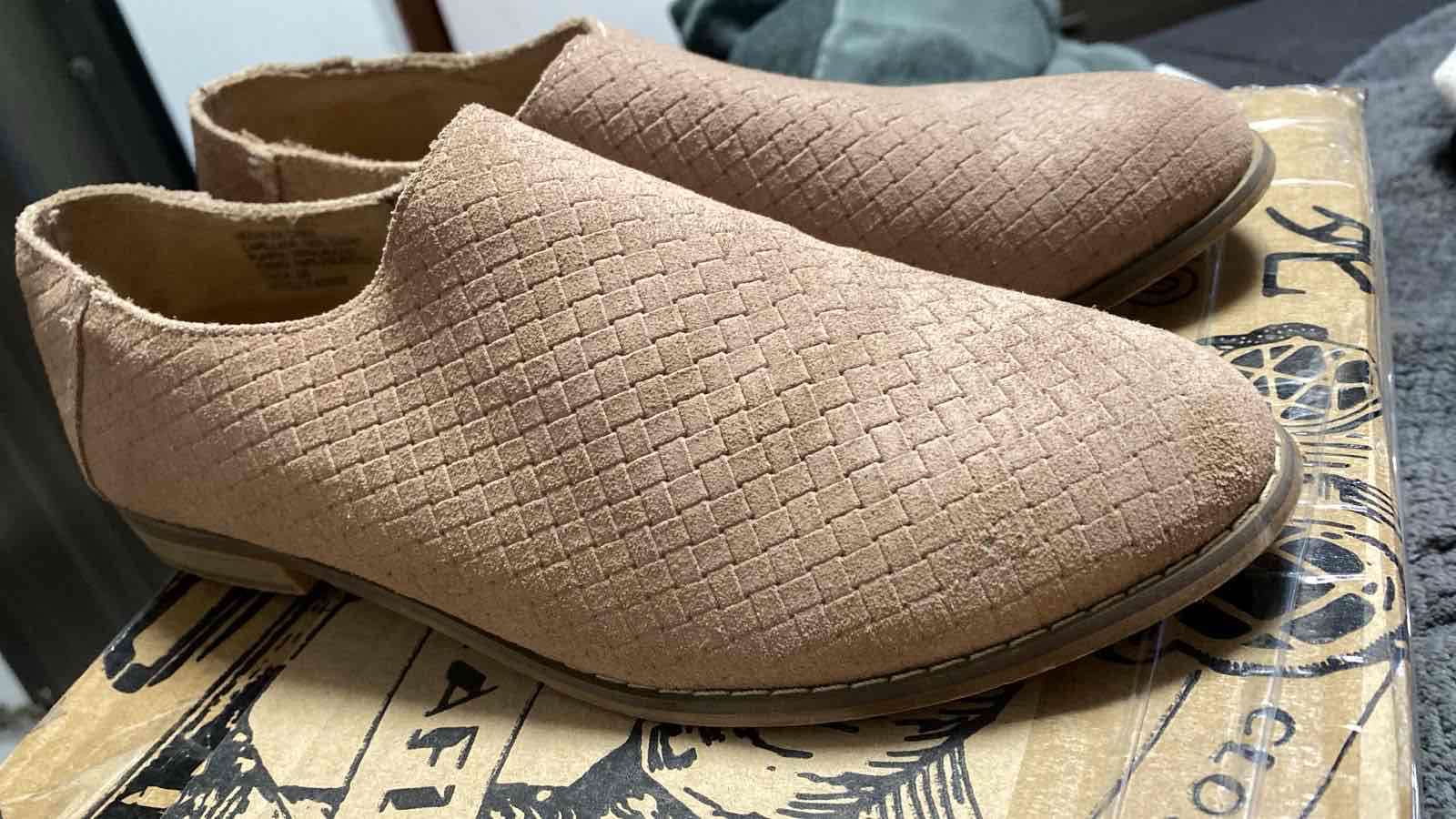 Zapatos zapatilla y patines