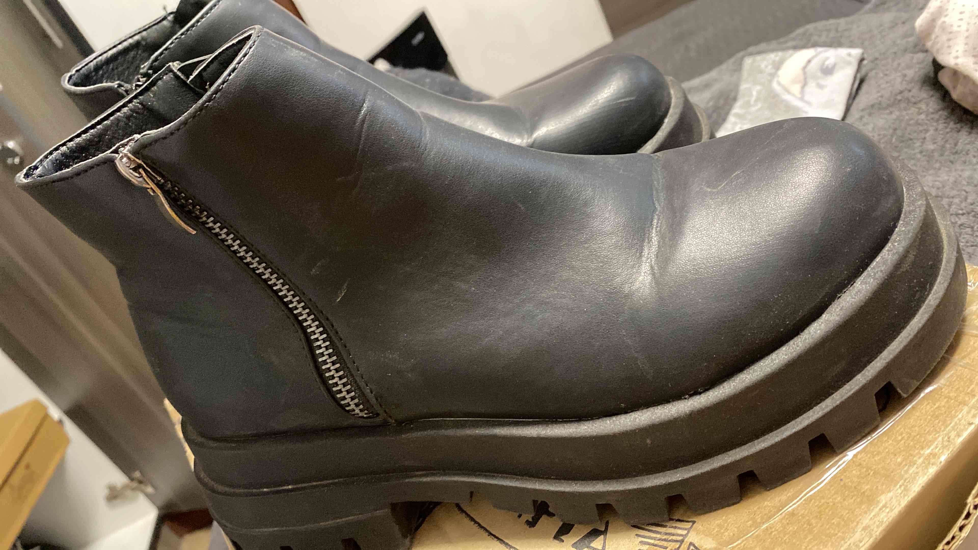 Zapatos zapatilla y patines - miniatura 3