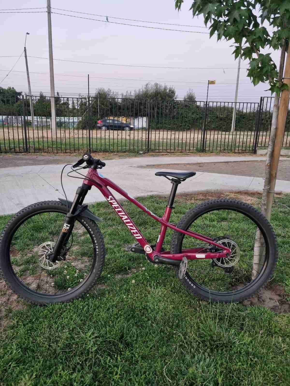 Bicicleta Specialized roja