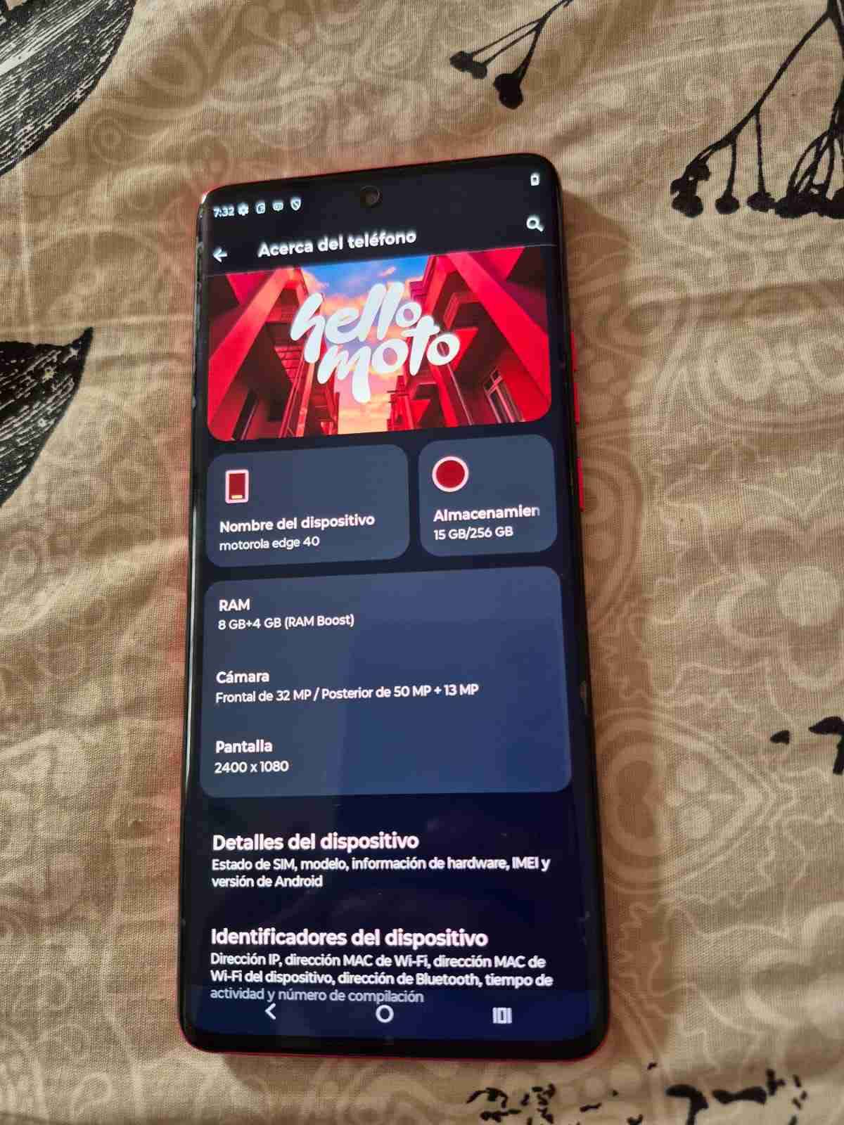 Teléfono Motorola Edge 40 - miniatura 1