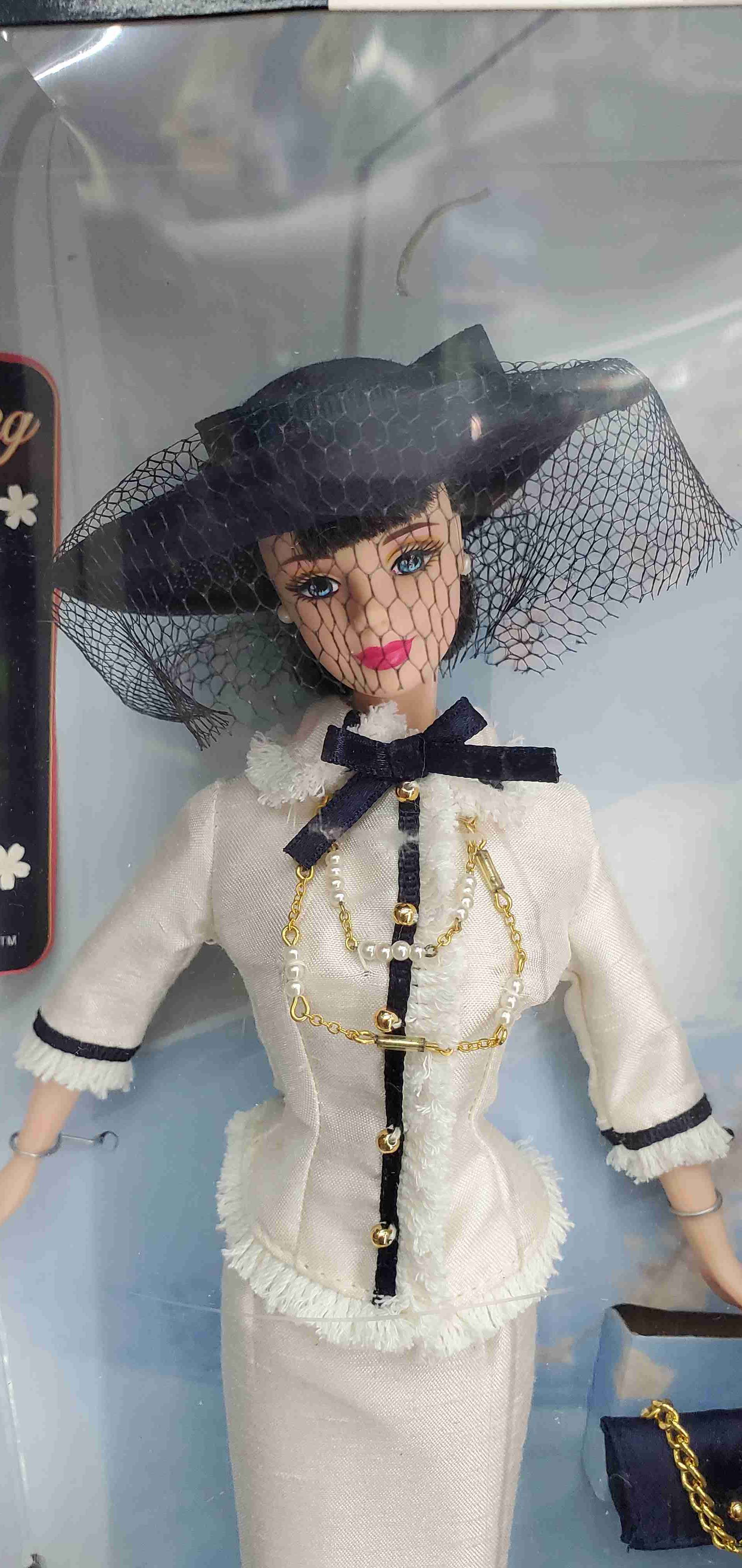 1998 Muñeca Barbie Edición Coleccionista - miniatura 2