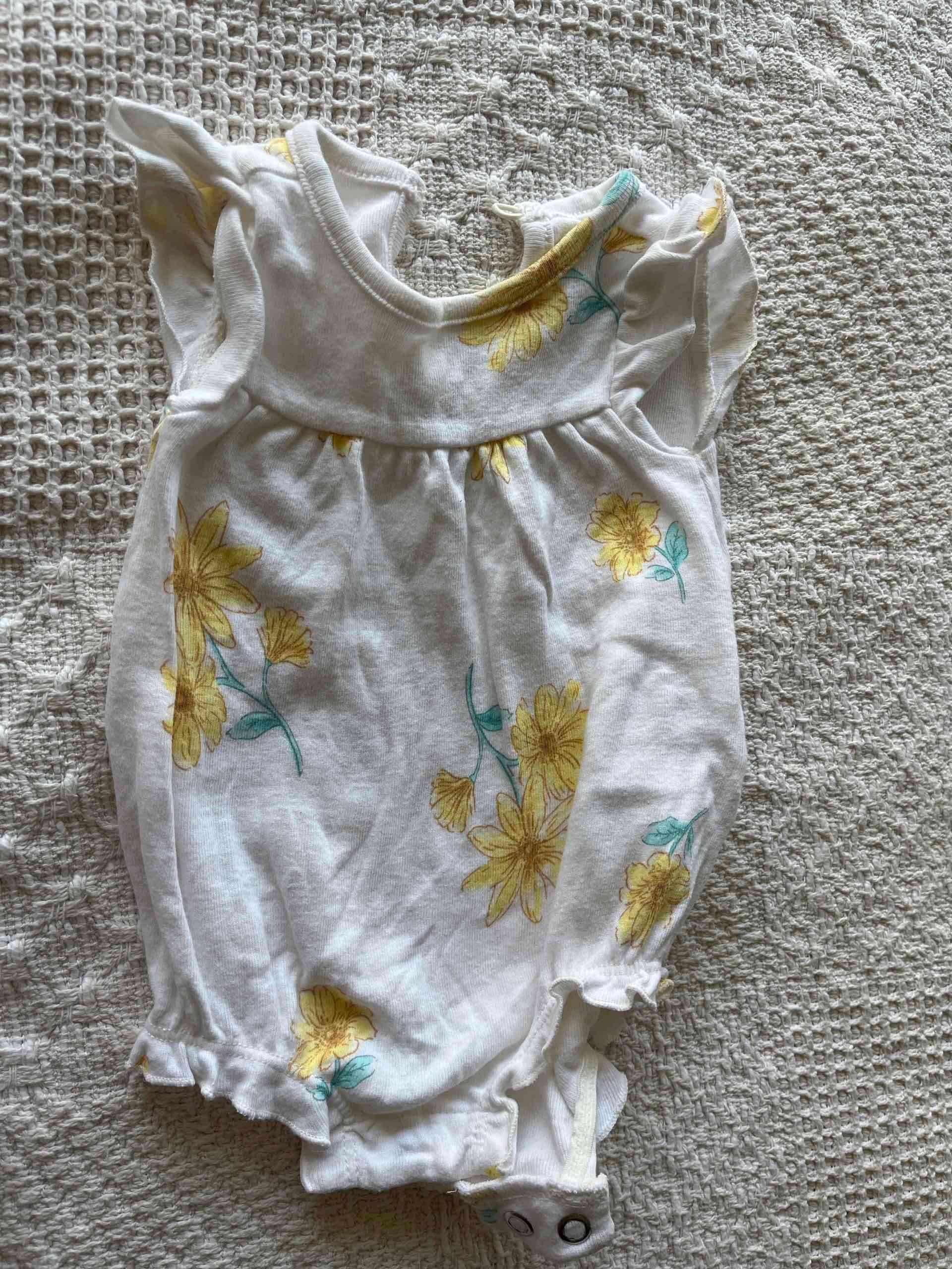 Body bebé gris con estampado