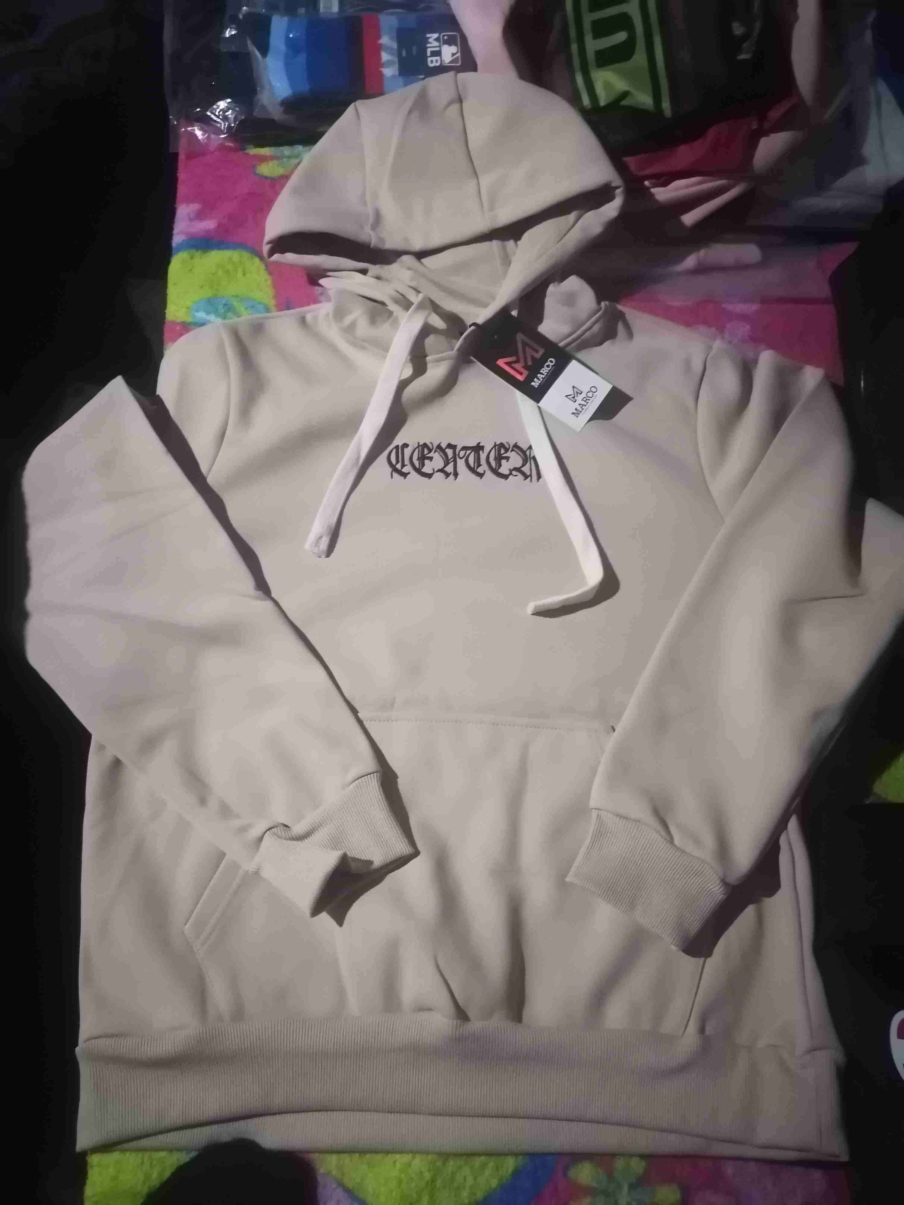 Polerón rosado con oso marca moskino - miniatura 4