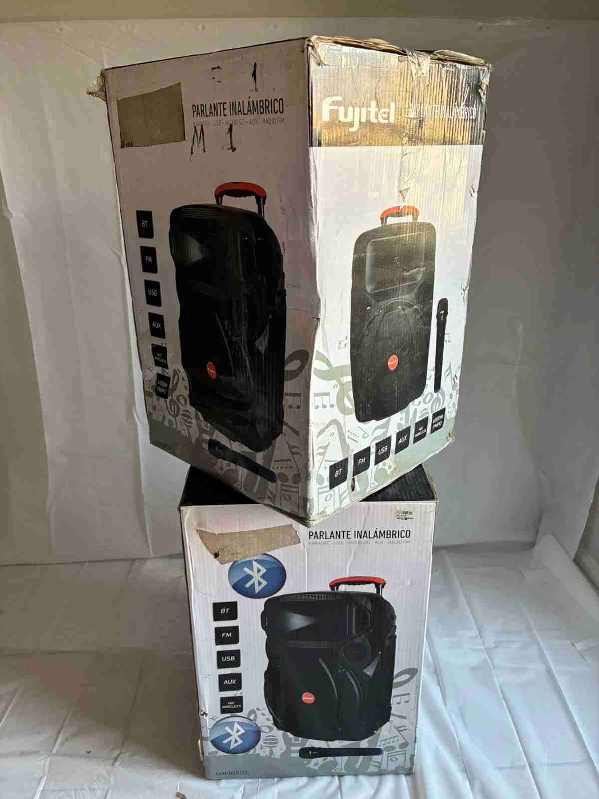 Parlante inalámbrico Fujitel