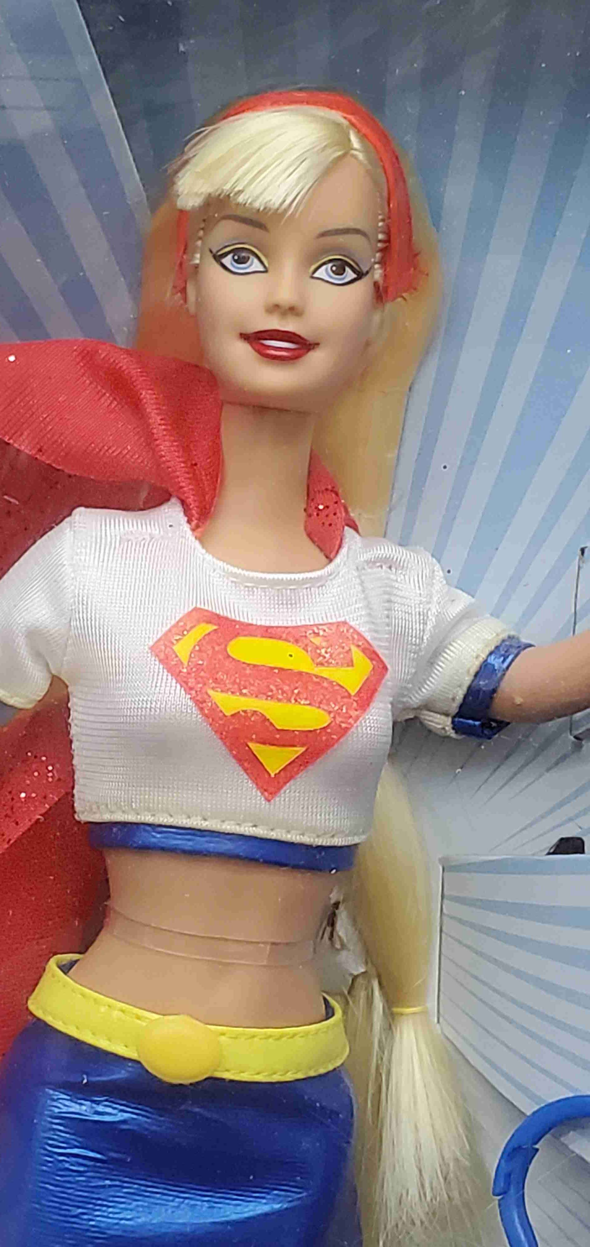 2003 Muñeca Barbie Supergirl en caja - miniatura 2