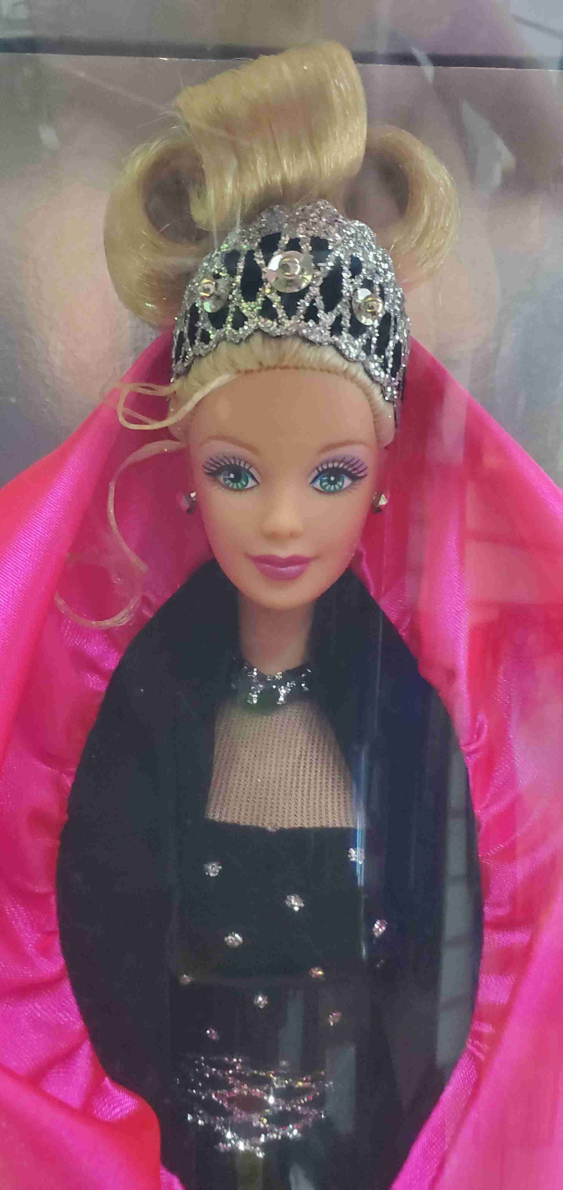 Muñeca Barbie Edición Navideña - miniatura 2