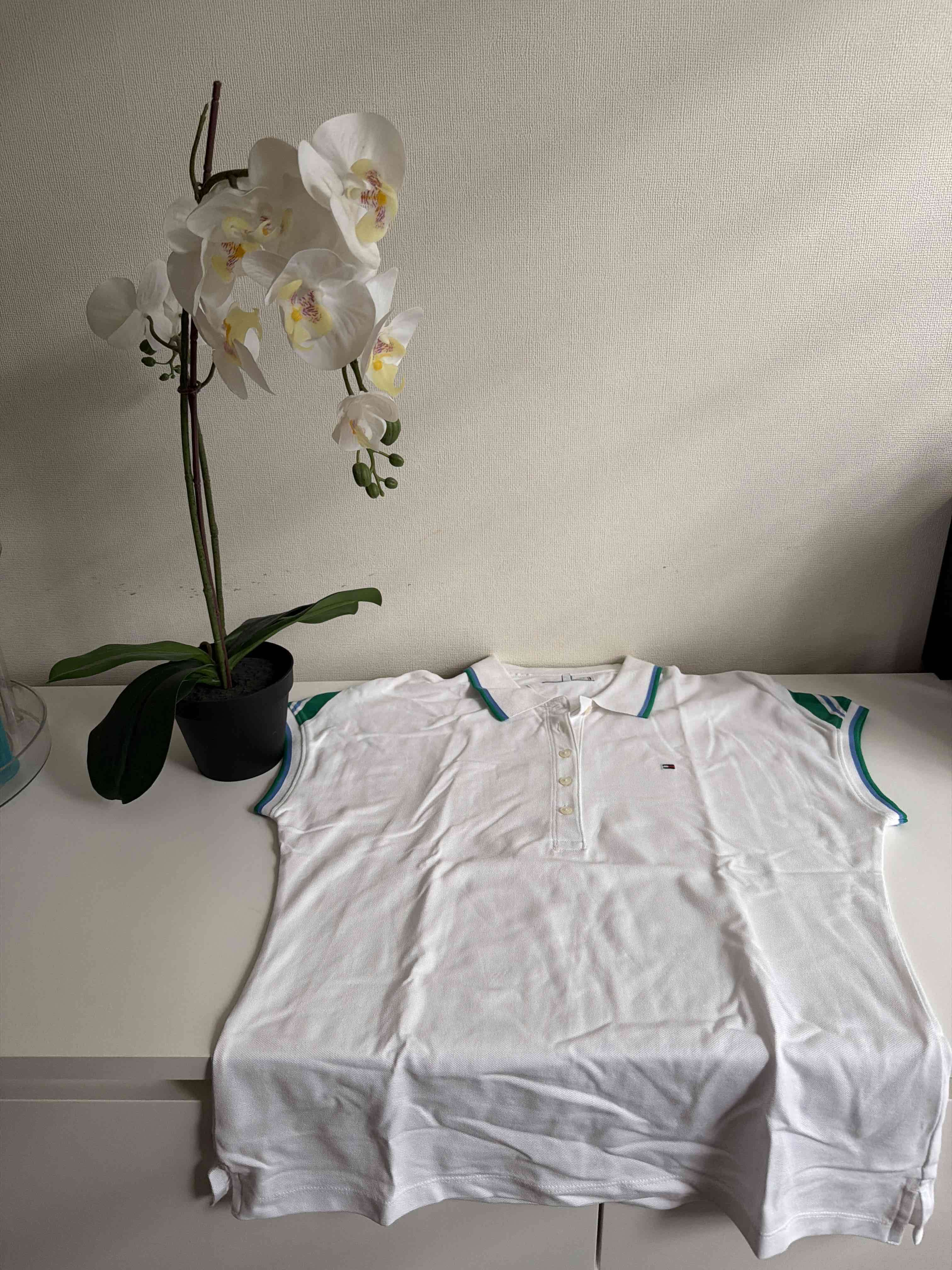 Polera polo blanca Tommy