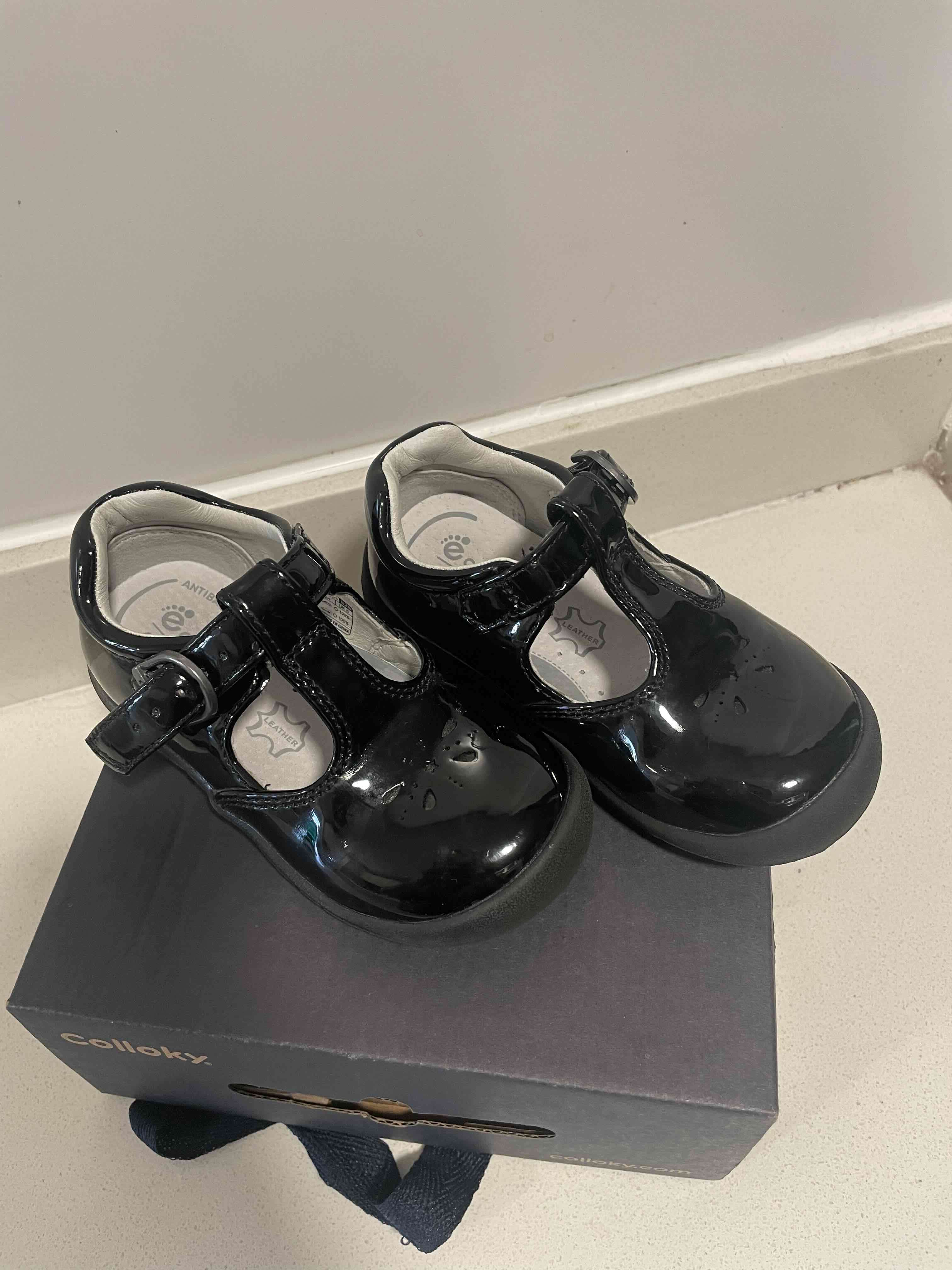 Zapatitos niña - miniatura 2