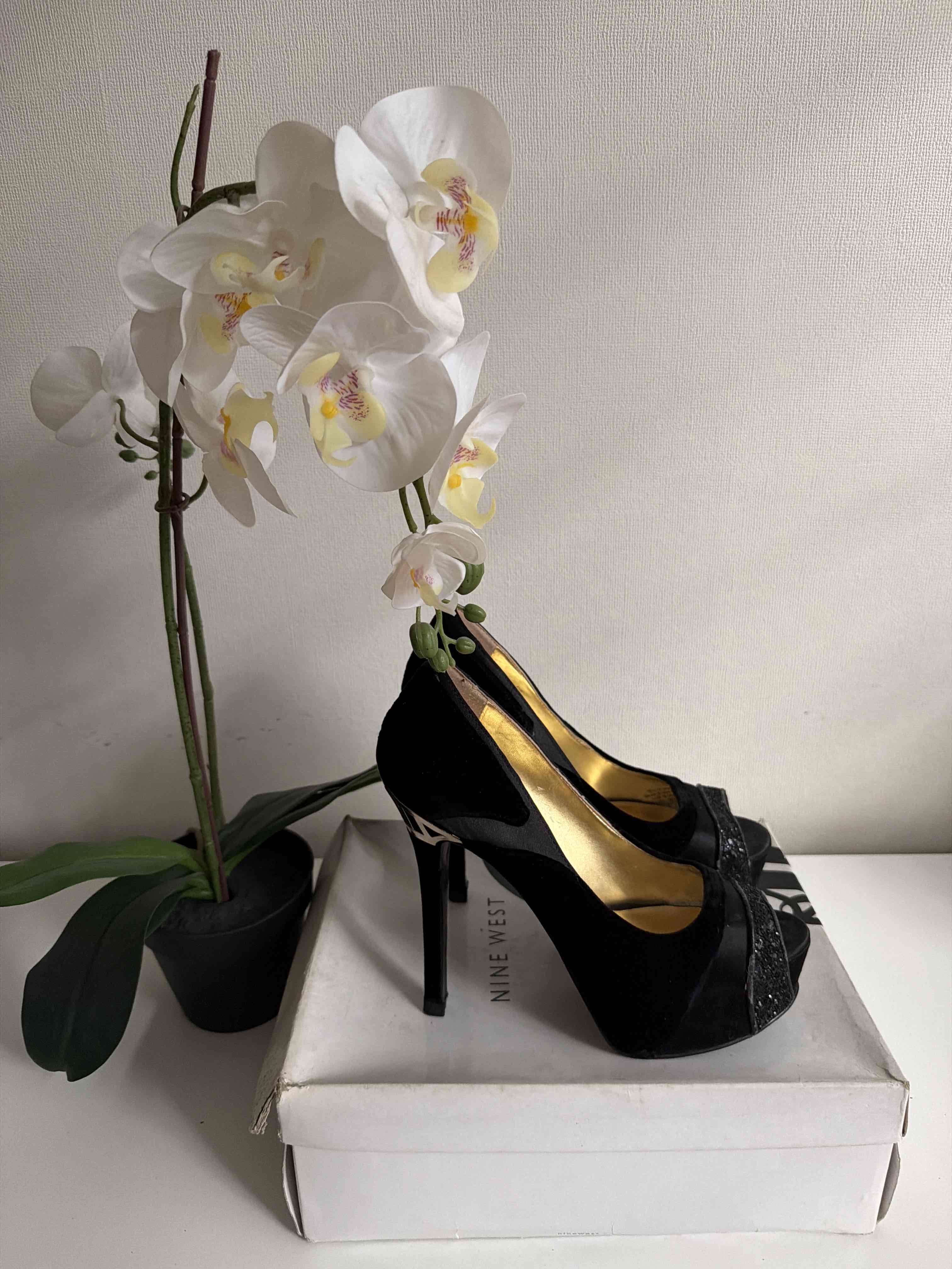 Tacones negros elegantes Nine West talla 38 - miniatura 3