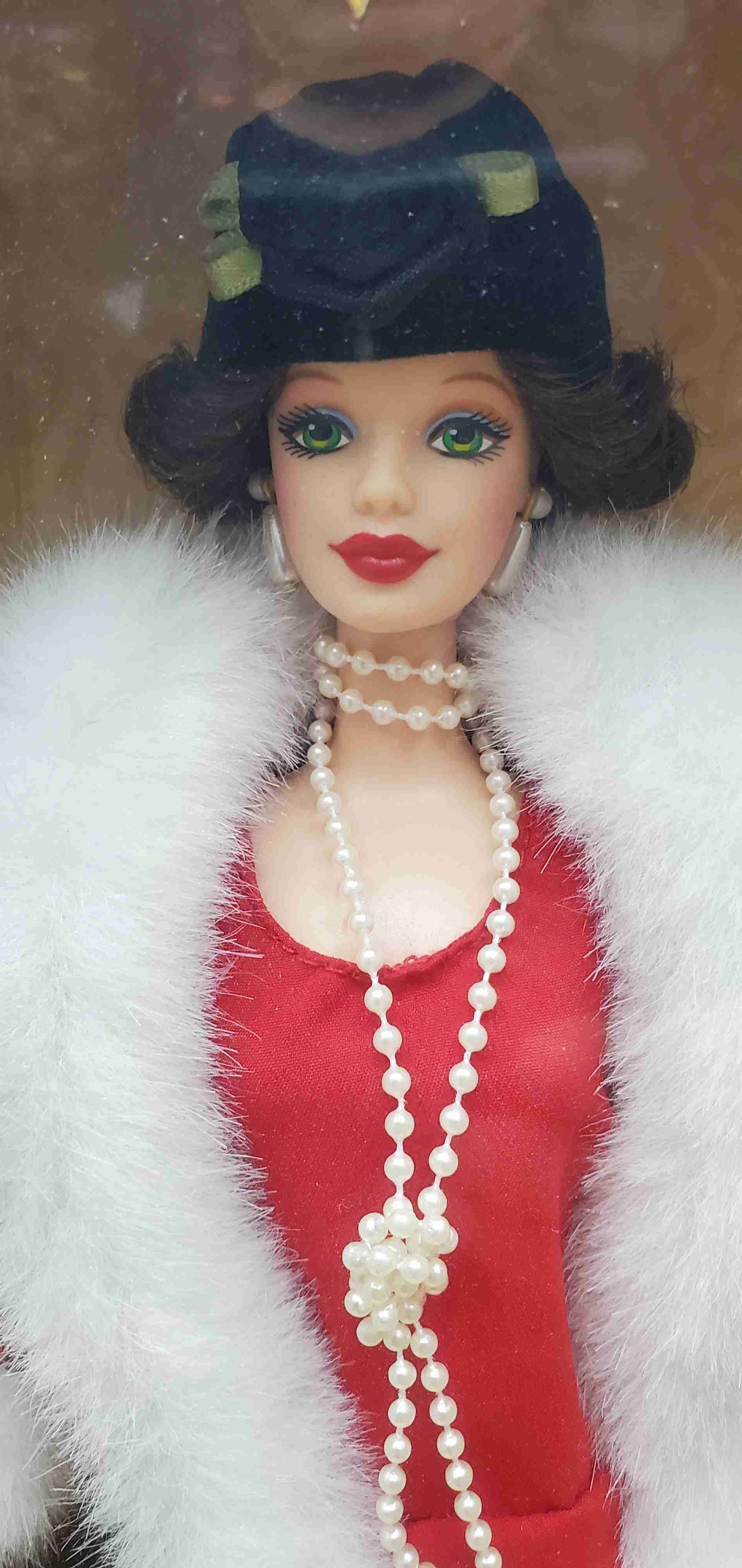 1997 Muñeca Barbie Holiday Voyage Hallmark #18651 - miniatura 2