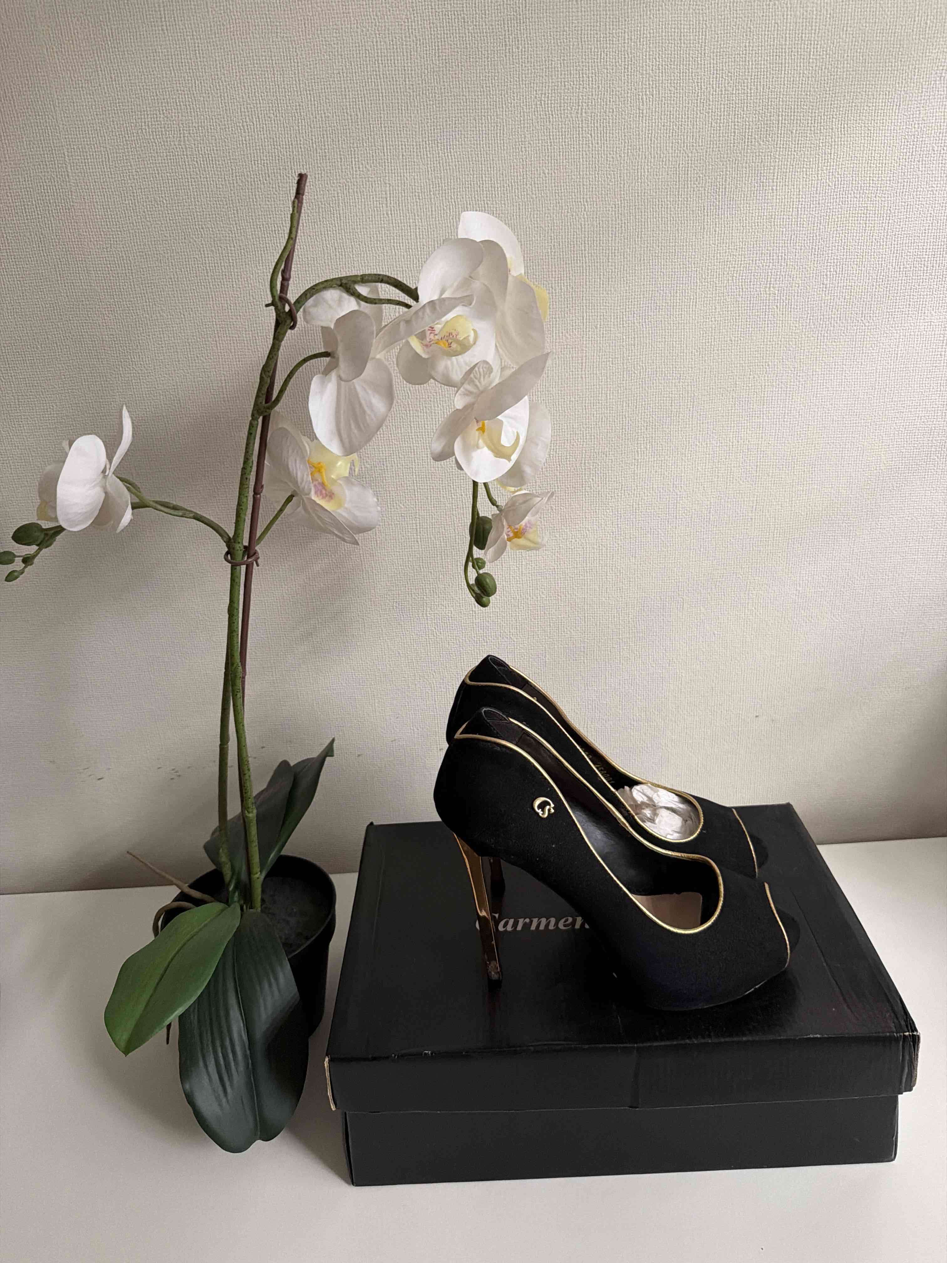 Tacones negros  carmen steffens talla 38 - miniatura 4