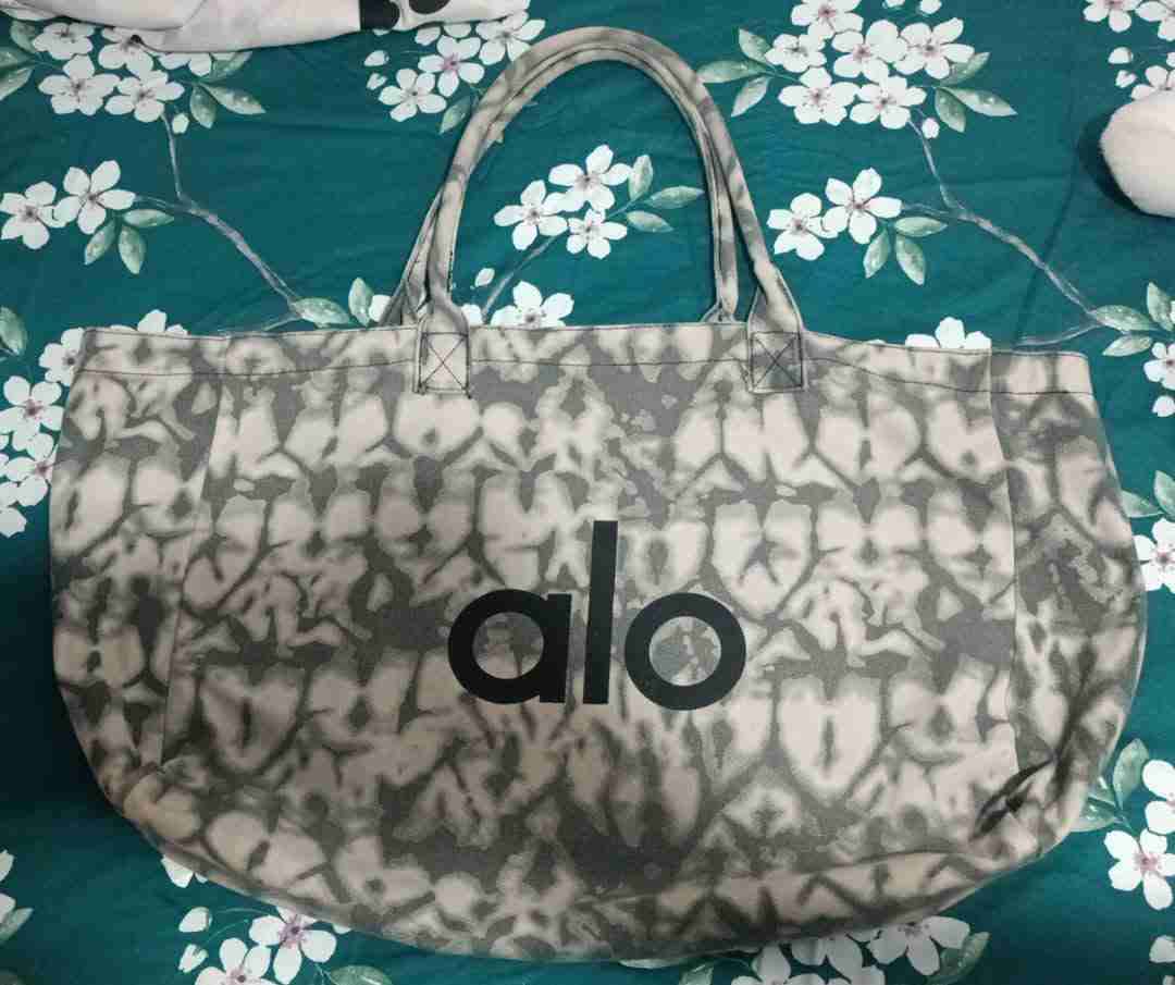 Bolso grande estampado alo