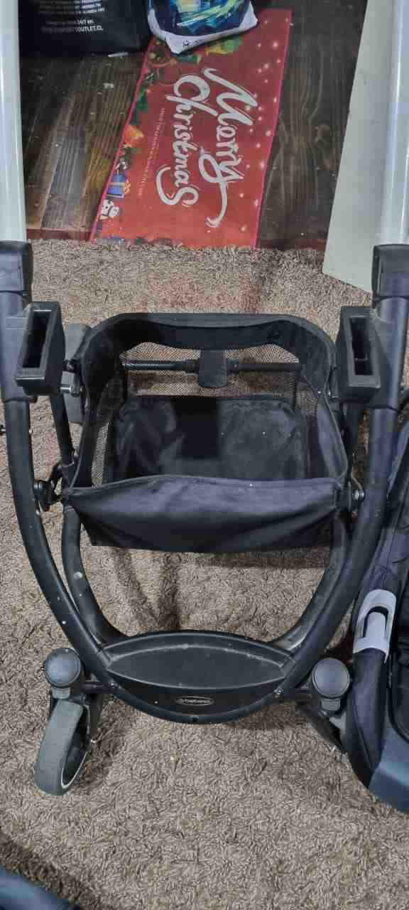 Coche bebesit en buen estado funcionando - 2