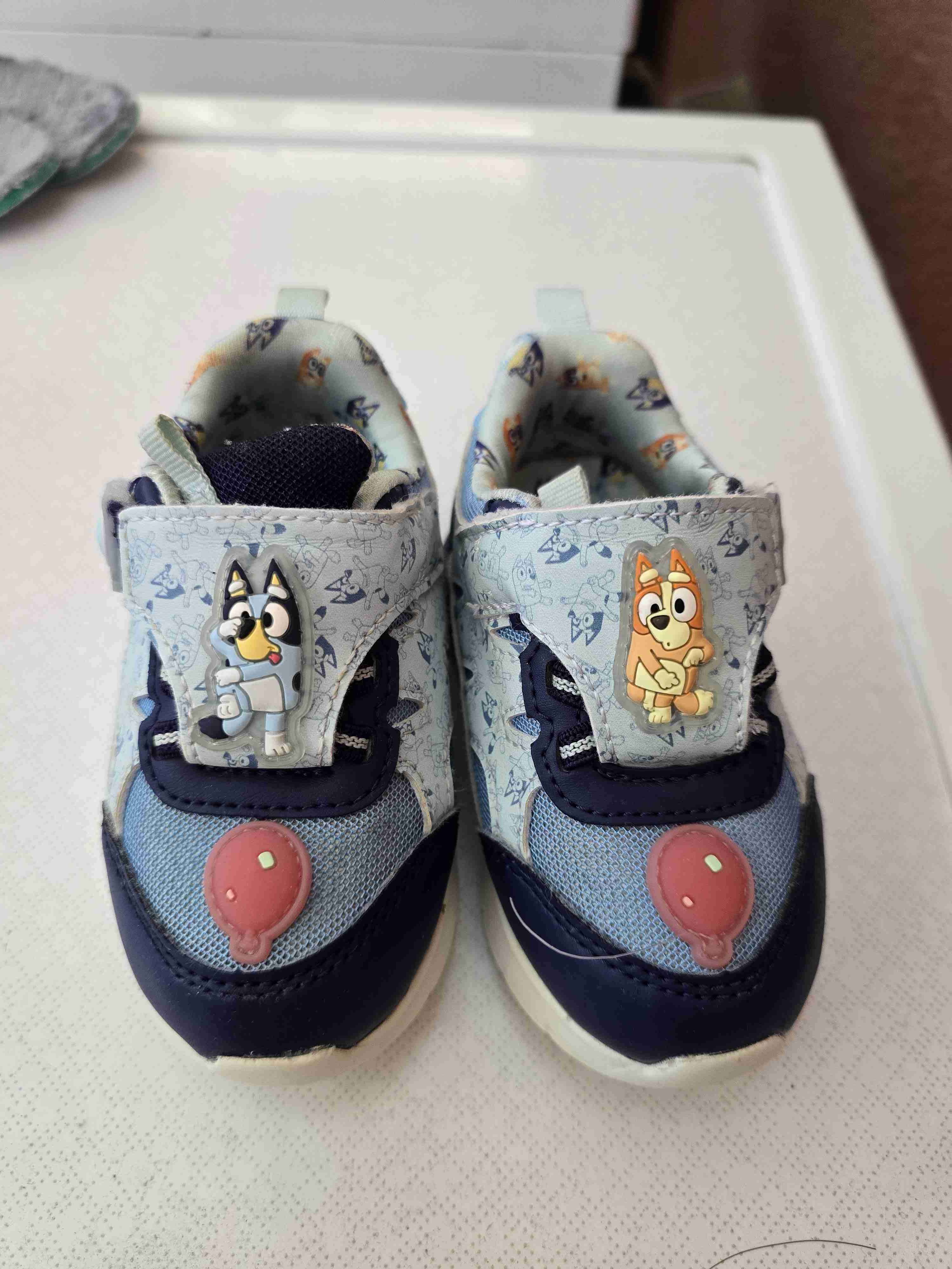 Zapatillas infantiles con diseño - miniatura 2