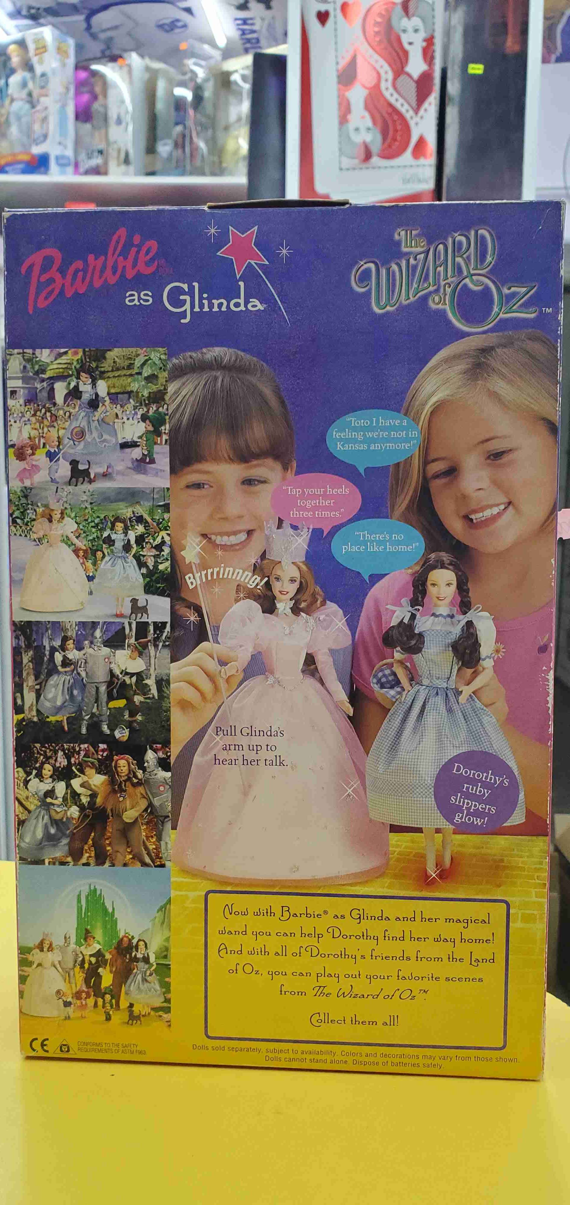 1999 Barbie Glinda El Mago de Oz #25813 - miniatura 3
