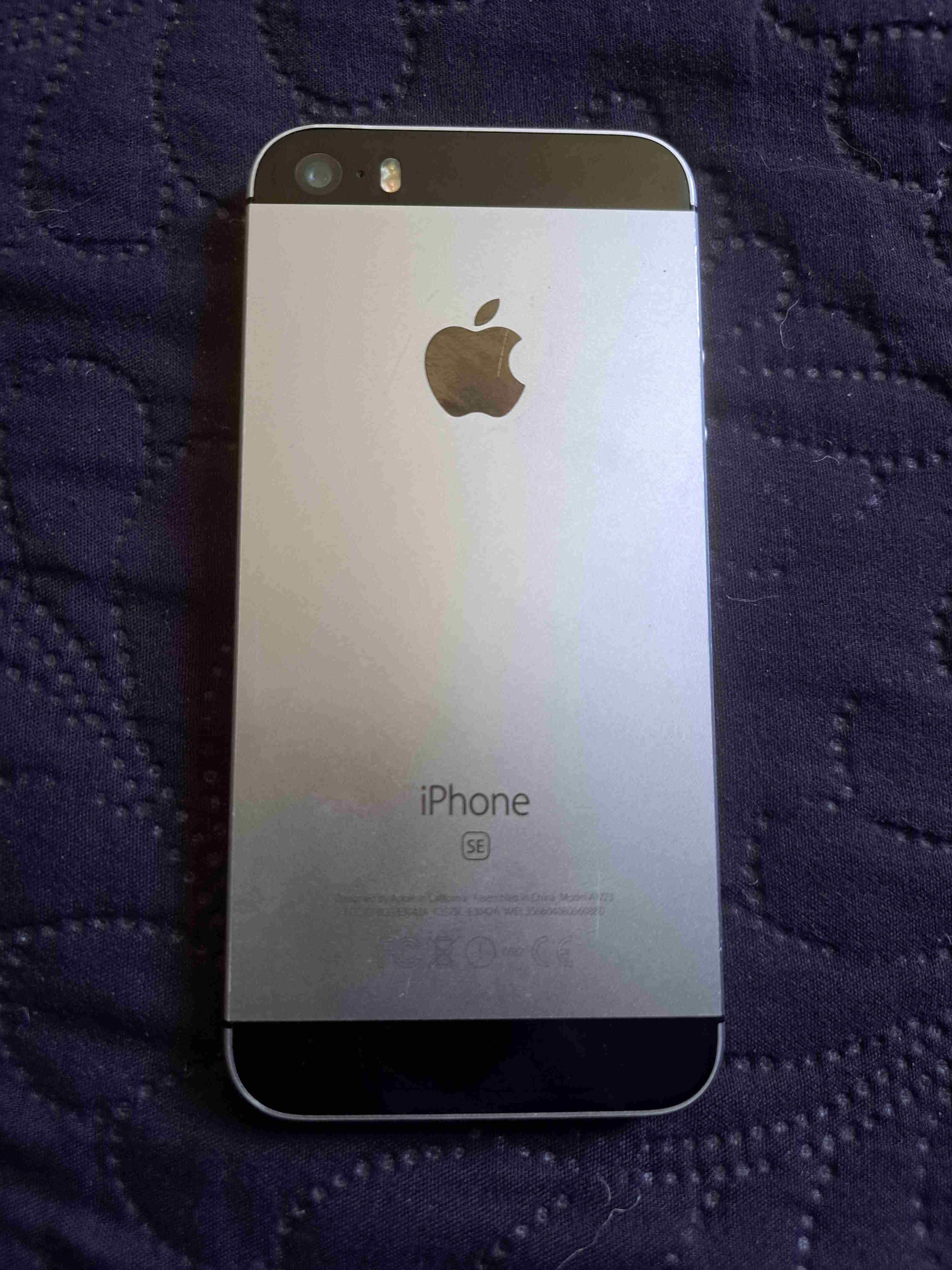 iPhone SE primera generacion en buen estado - miniatura 2