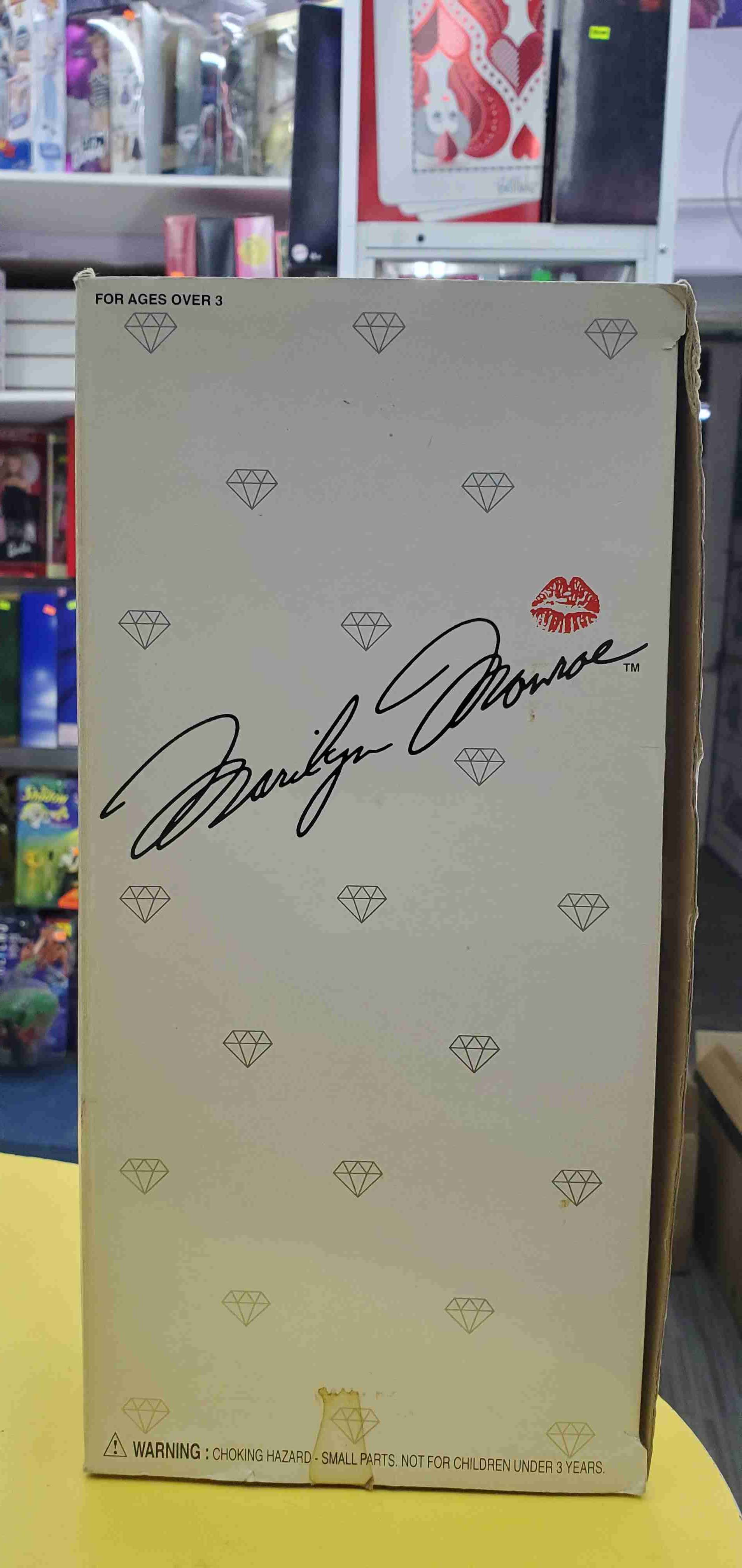 1993 Muñeca Marilyn Monroe DSI #13748 - miniatura 3