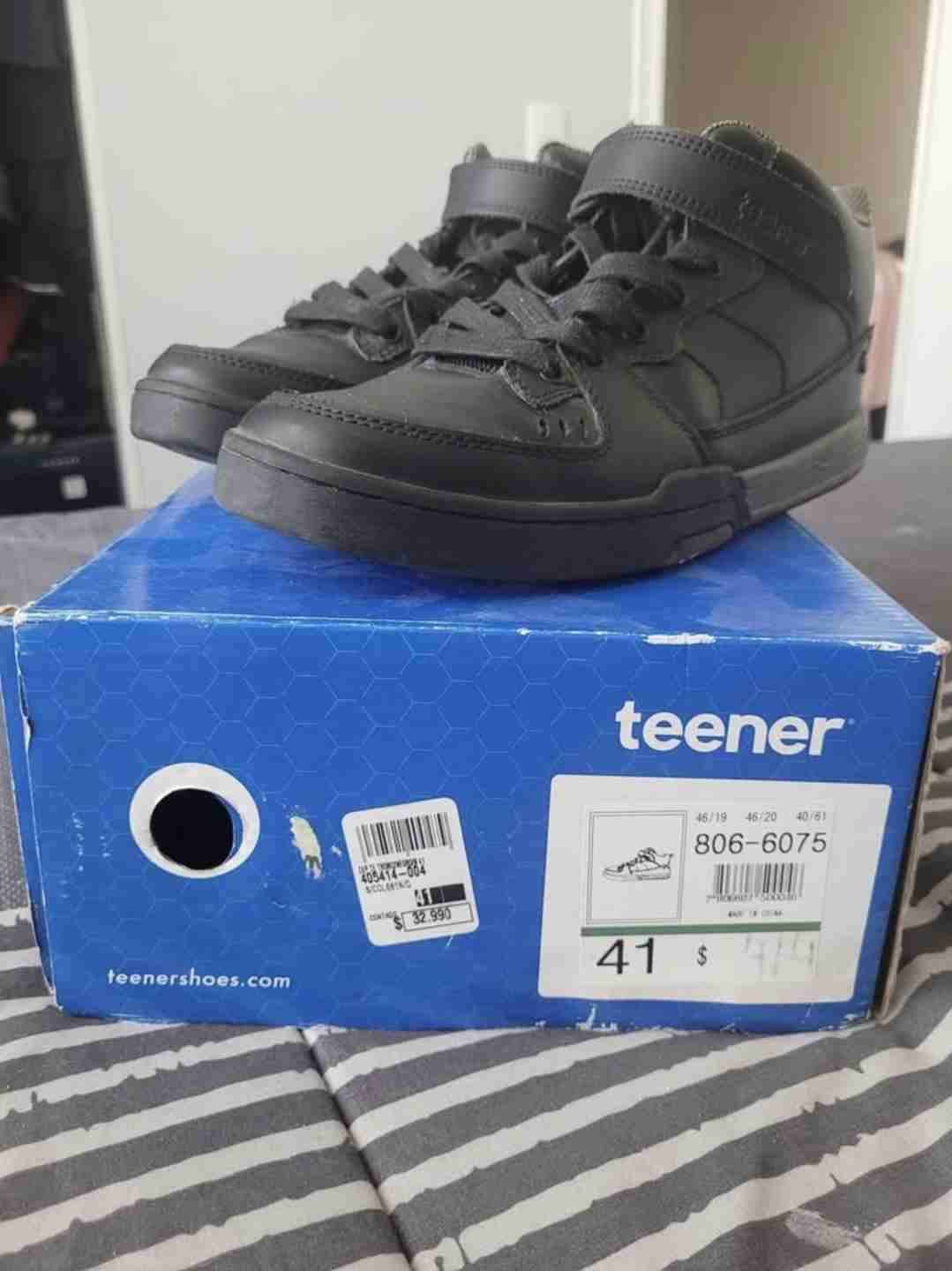 Zapatillas negras Teener talla 41