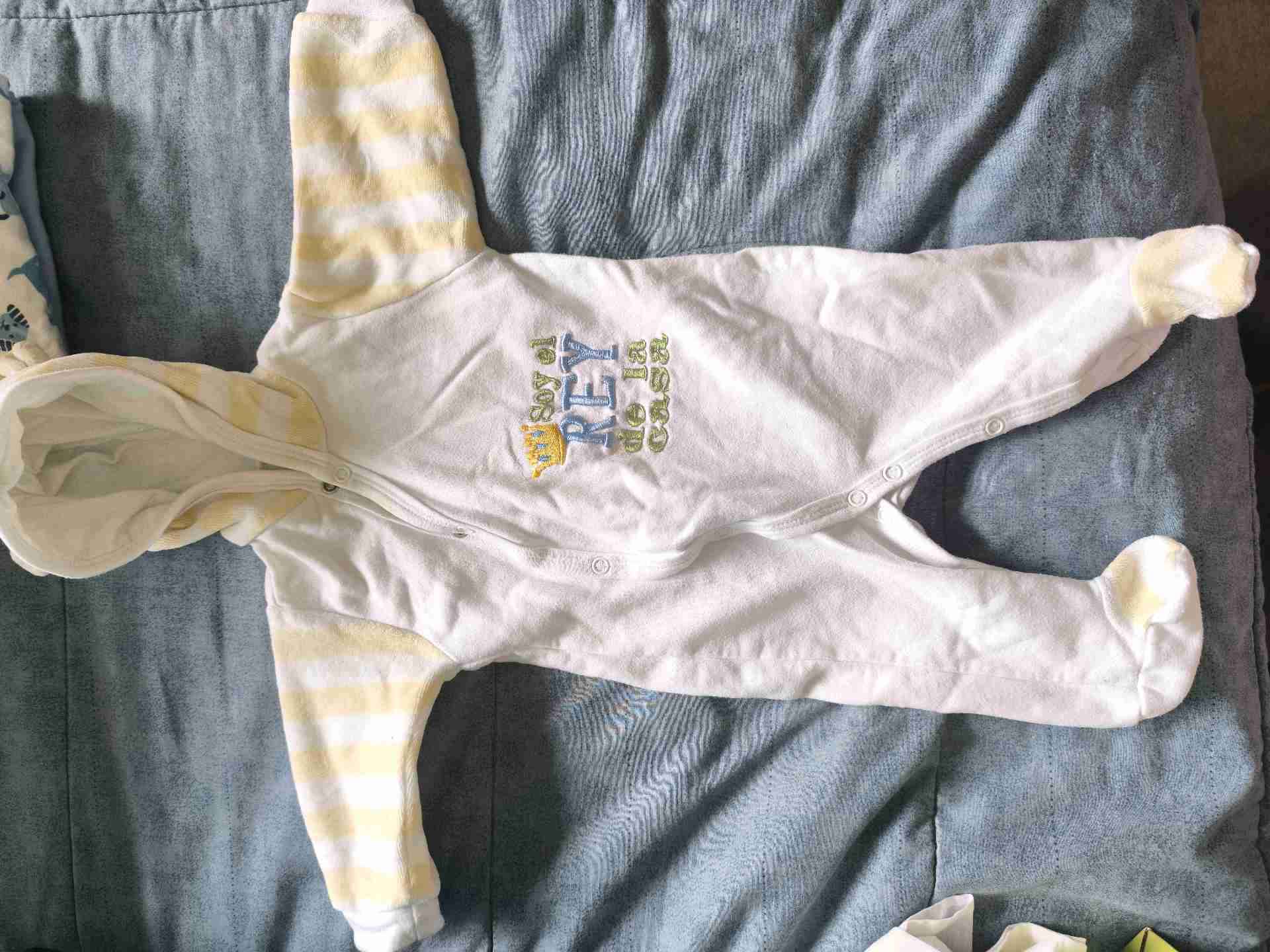 Lote de  18 prendas ,ropa niño de 0 a 3 meses
