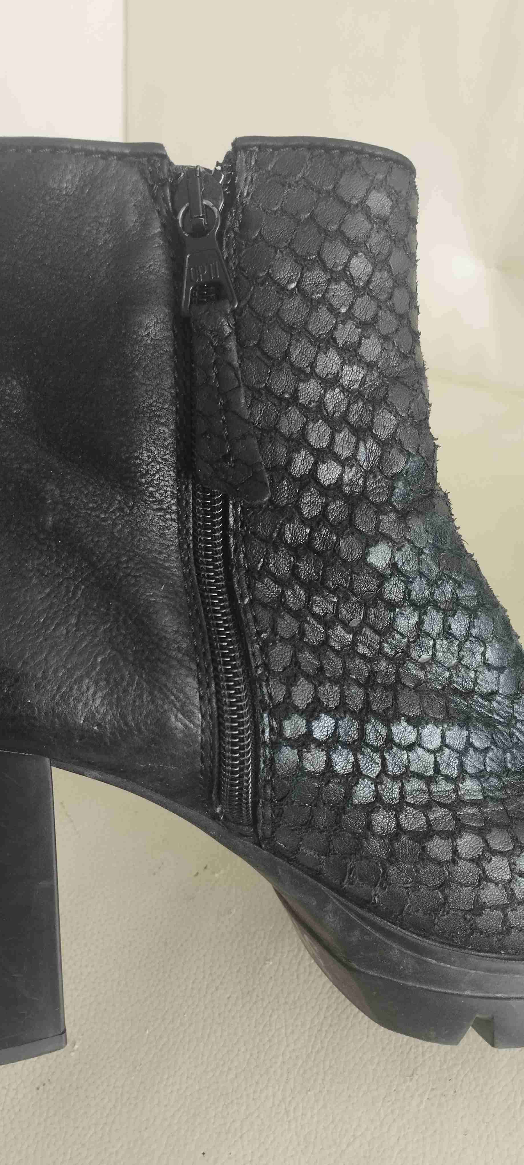 Botines negros texturizados talla 37 - miniatura 4