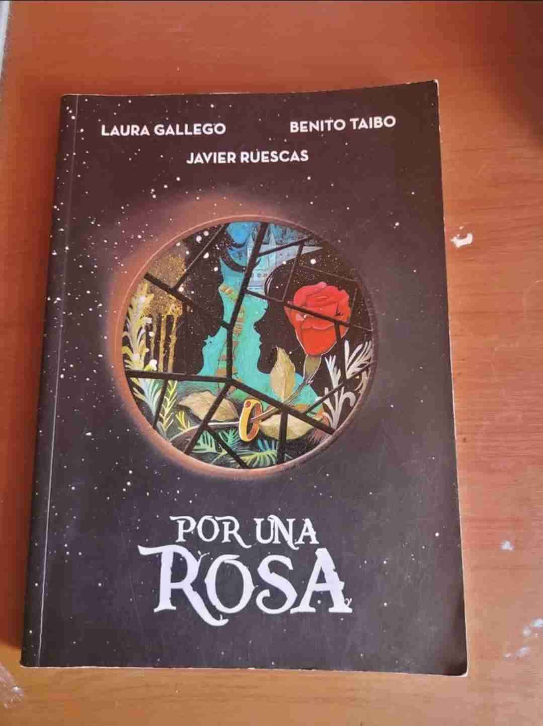 Libro 'Por Una Rosa' Laura Gallego
