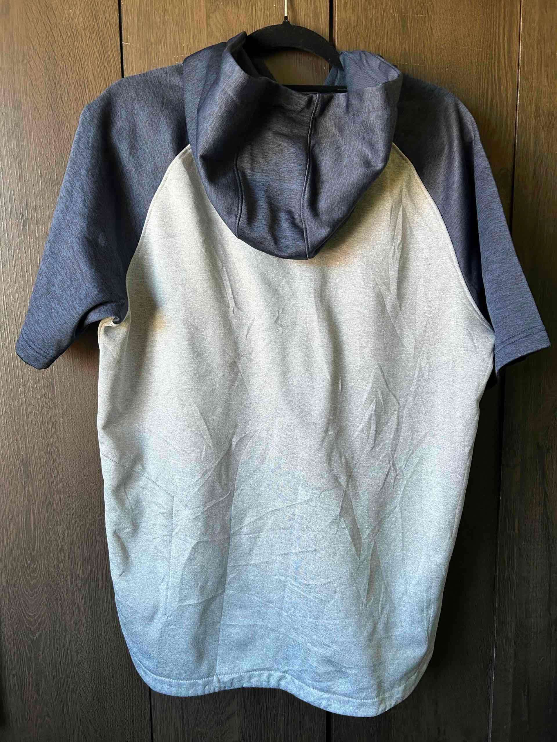 Polerón gris con capucha AND1 - miniatura 5