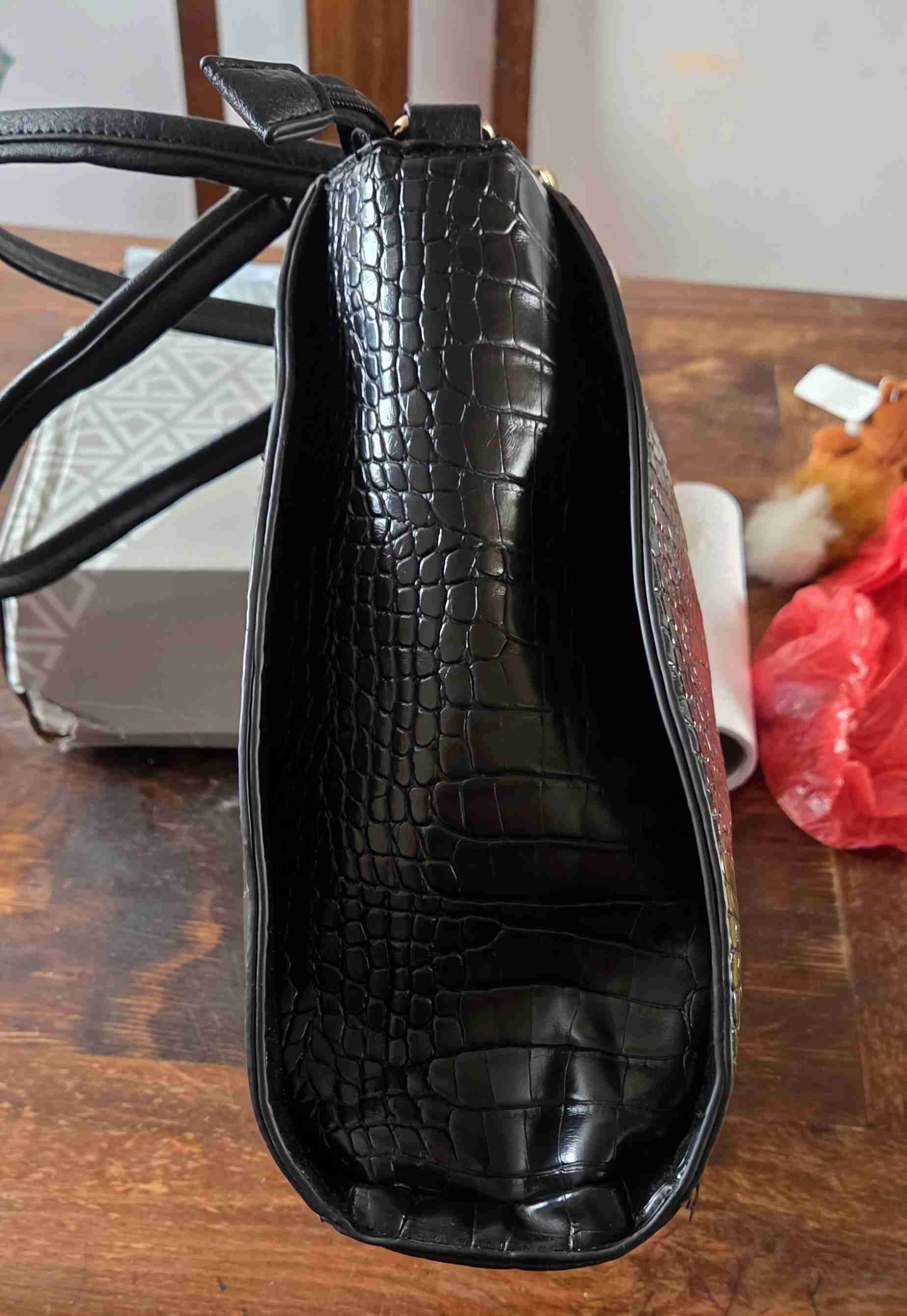 Cartera negra efecto cocodrilo - miniatura 3