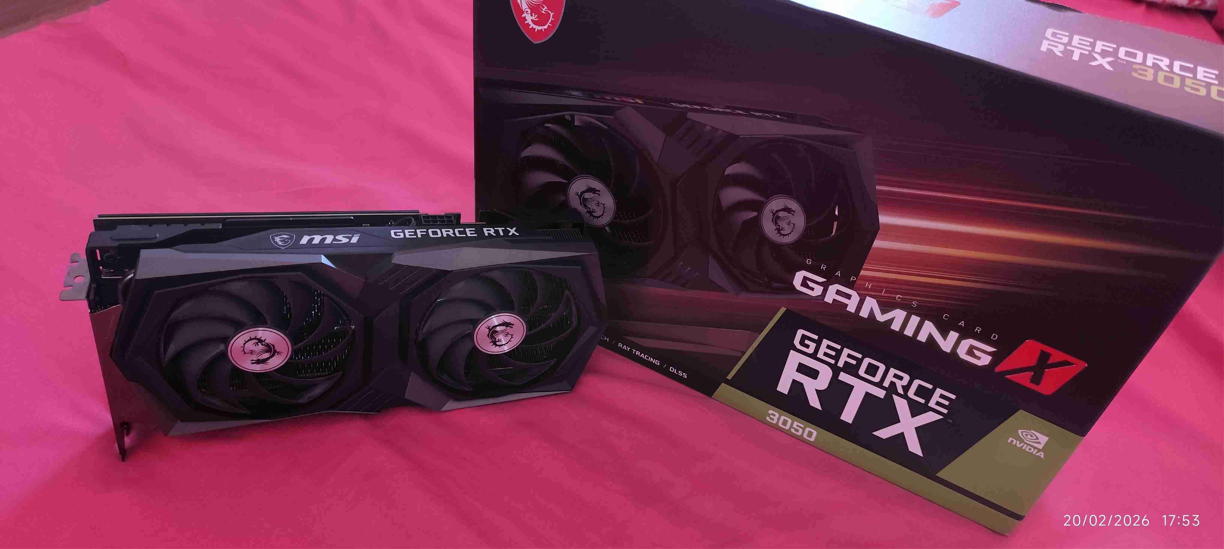 Tarjeta gráfica MSI GeForce RTX 3050 - miniatura 2
