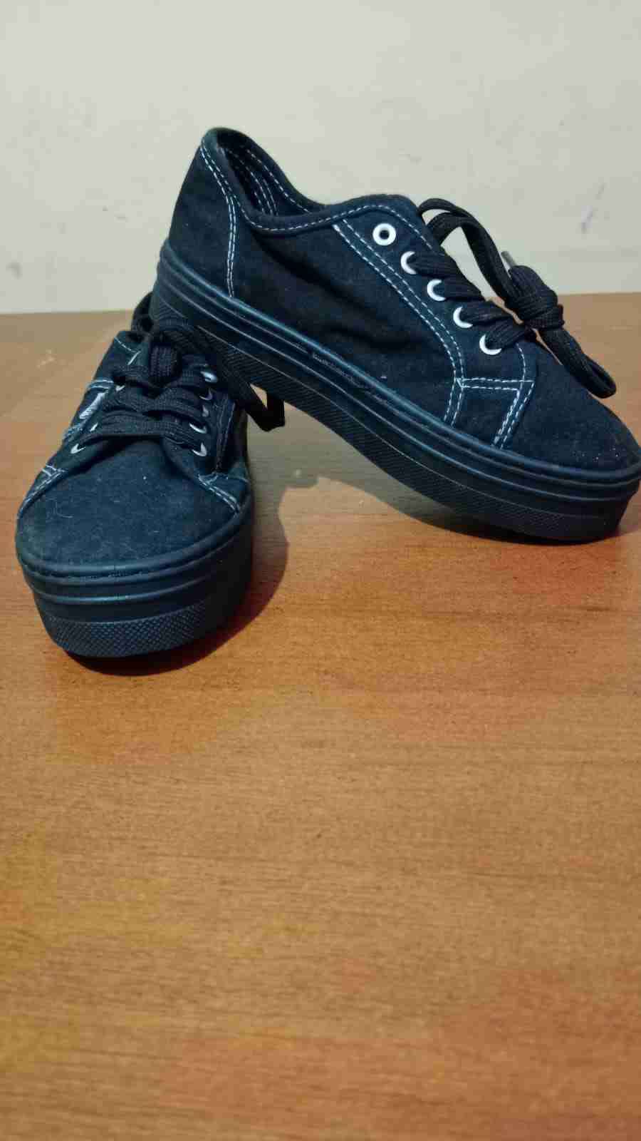 Zapatillas negras de niña 34 bammers