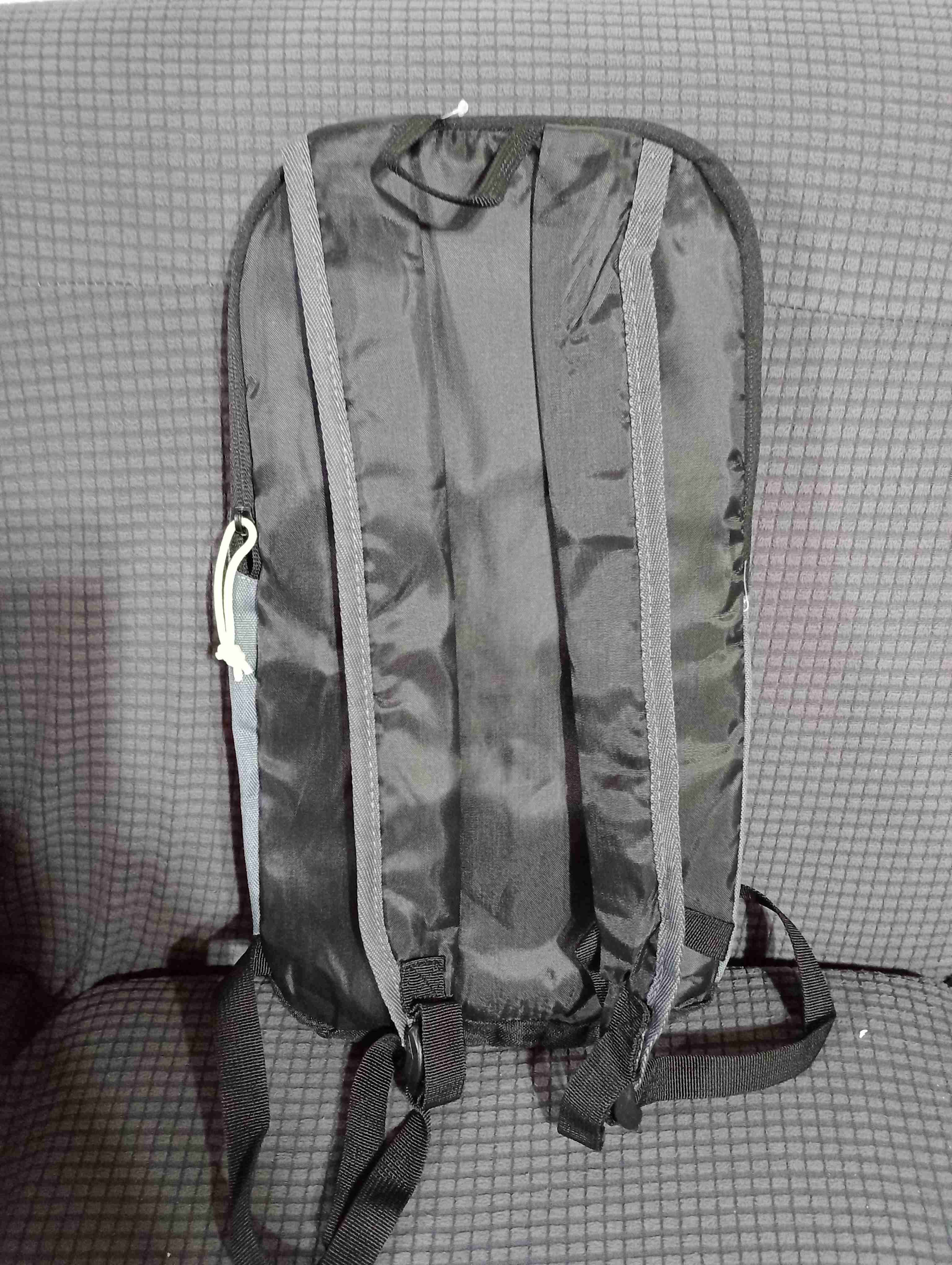 Mochila gris compacta - miniatura 3