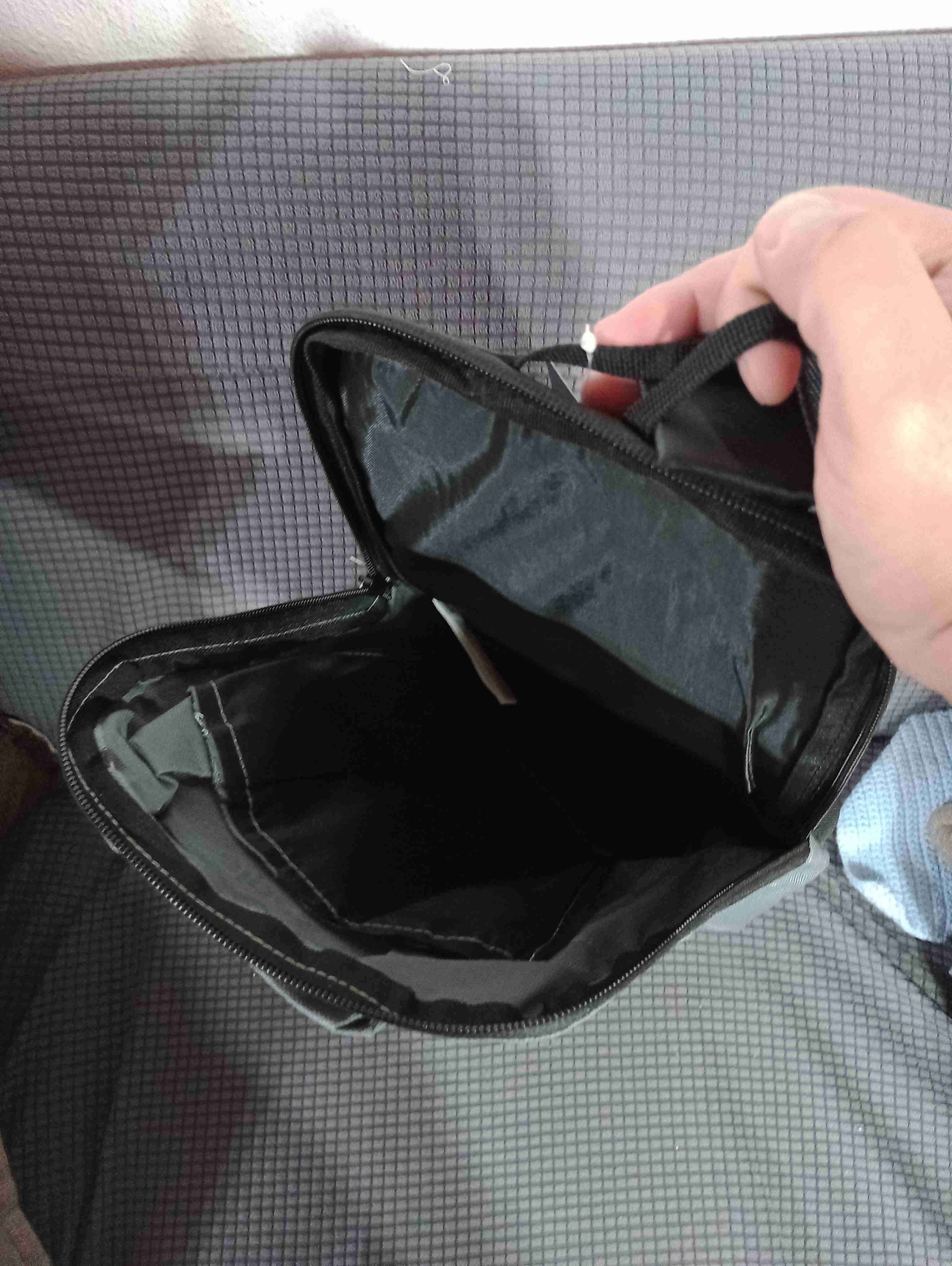 Mochila gris compacta - miniatura 4