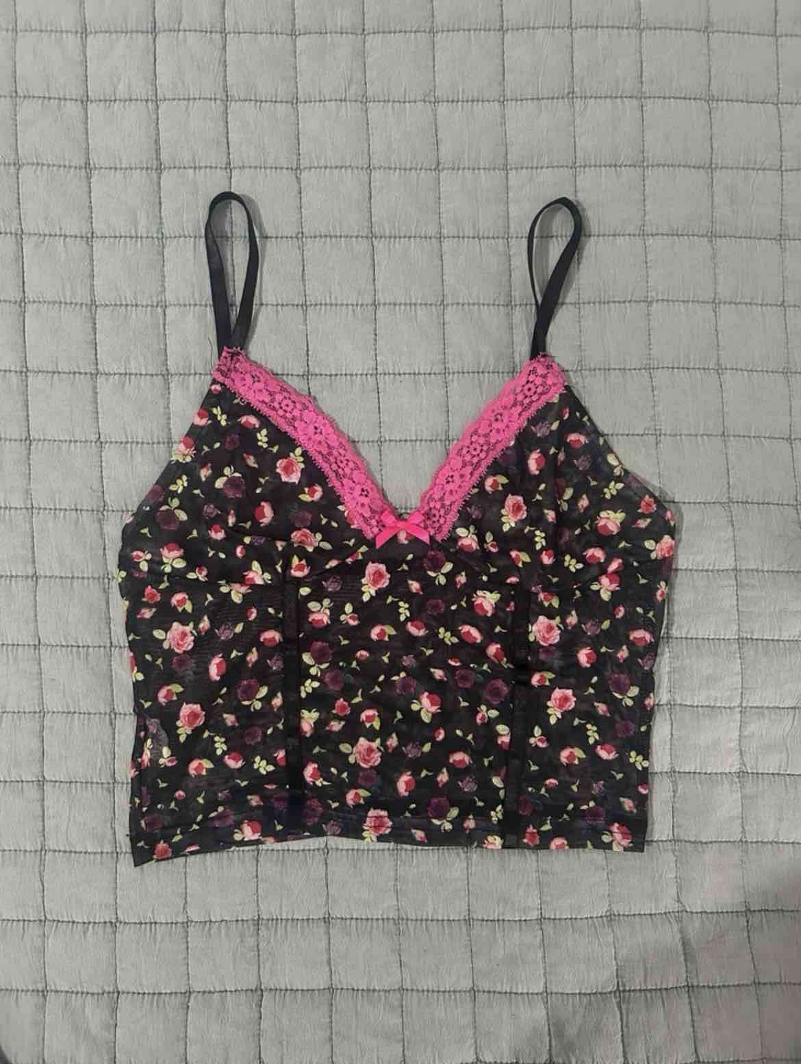 Top Floral Con Encaje Rosa - Lencería