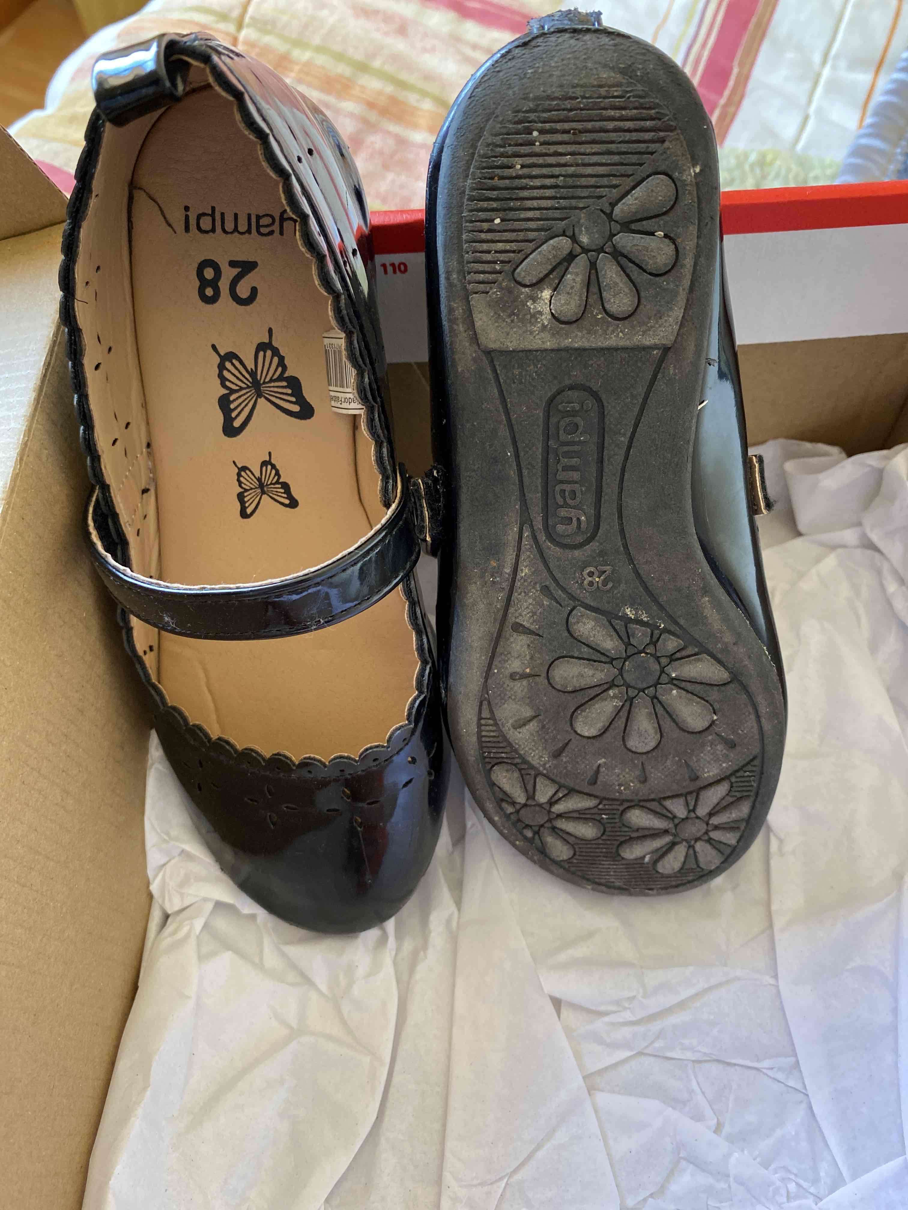 Zapatos negros charol para niñas