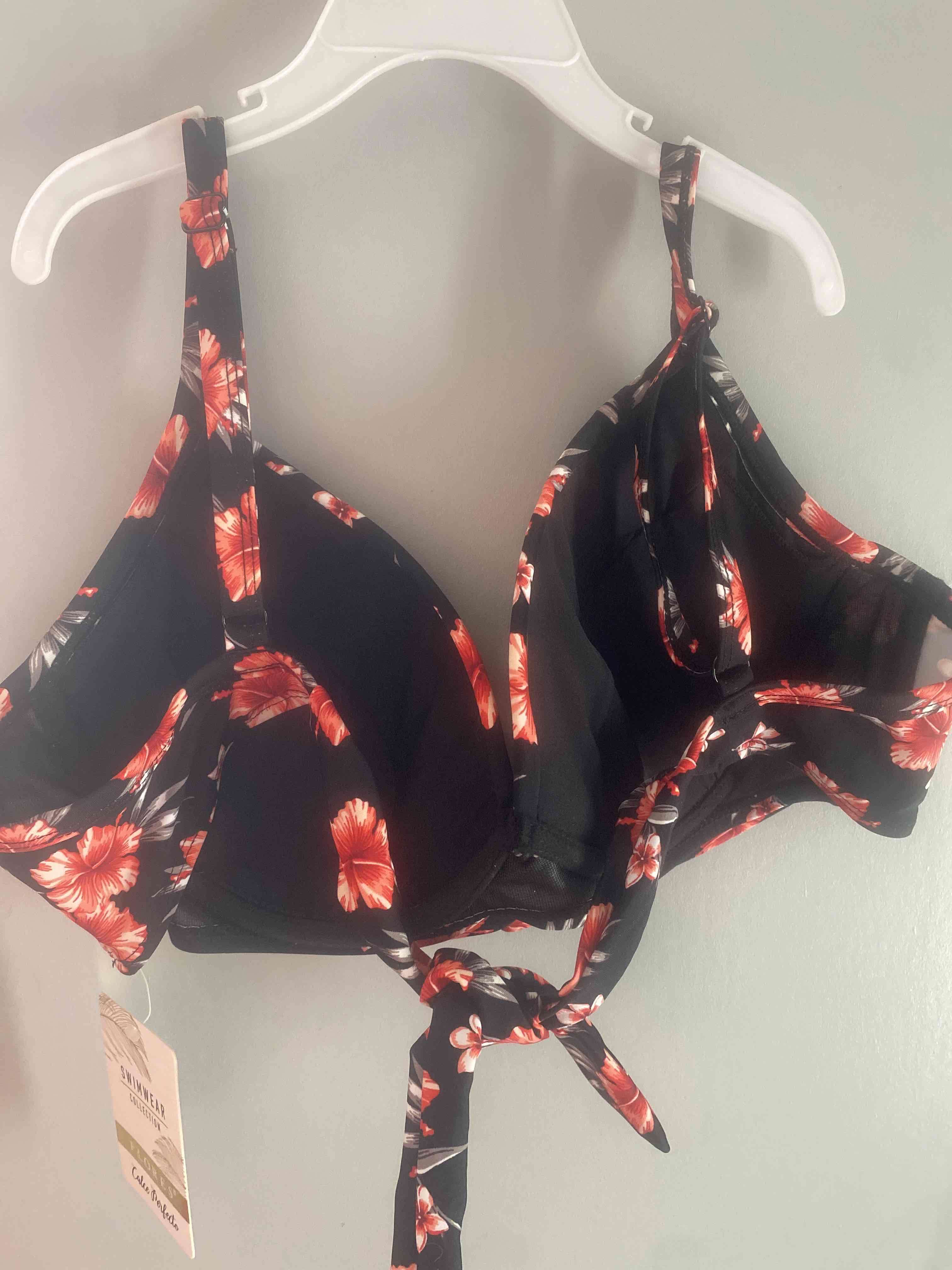 Top floral negro con rojo XL - miniatura 2