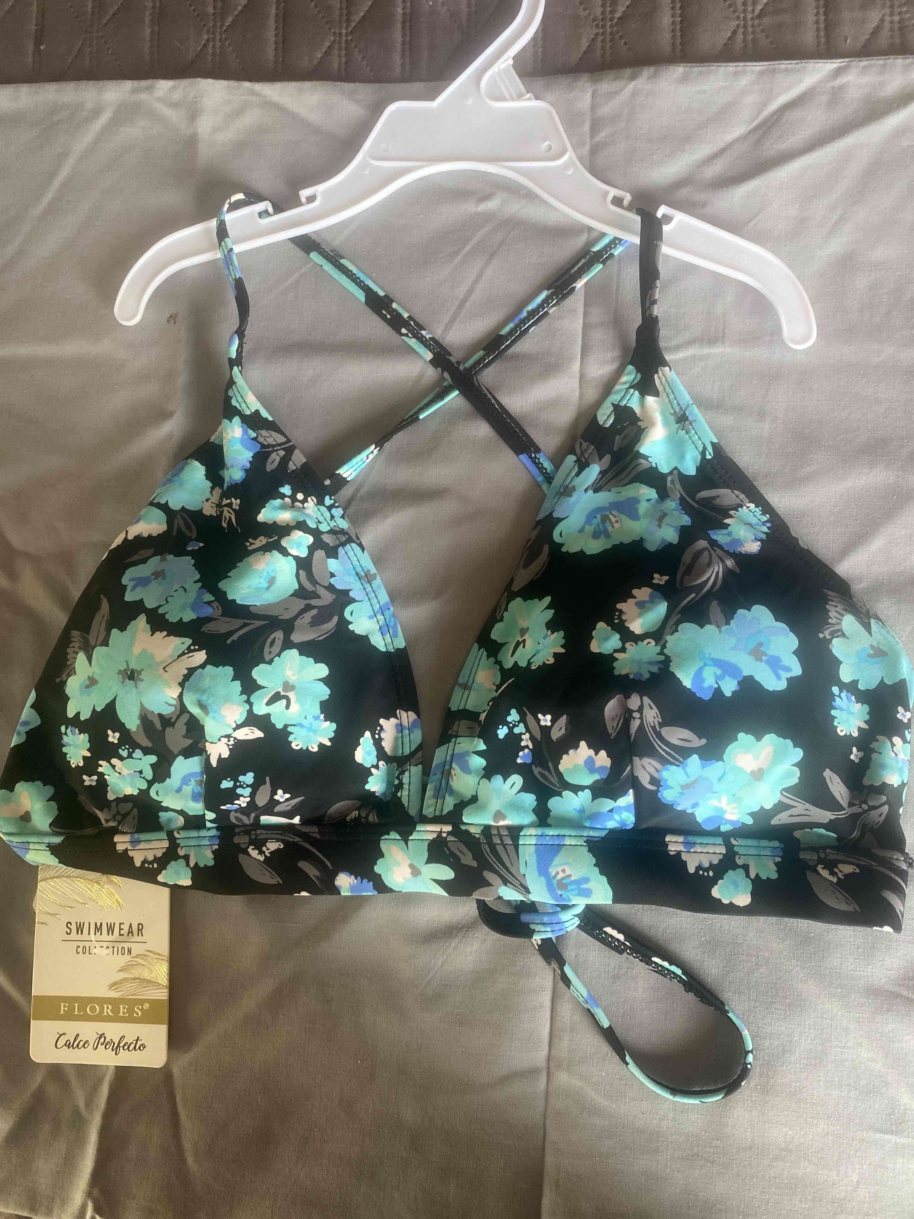 Top floral negro con cyan XL