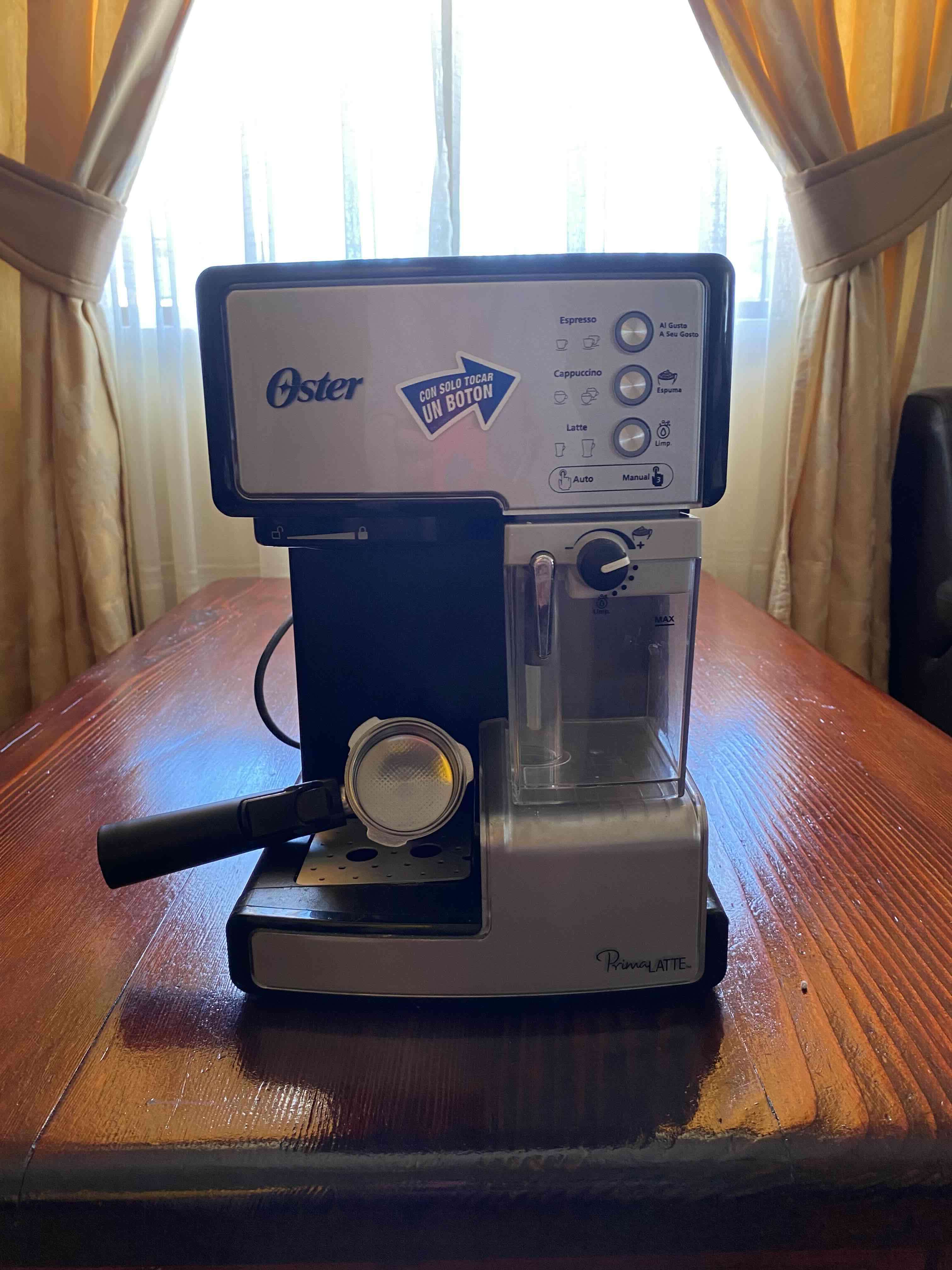 Cafetera Oster PrimaLatte