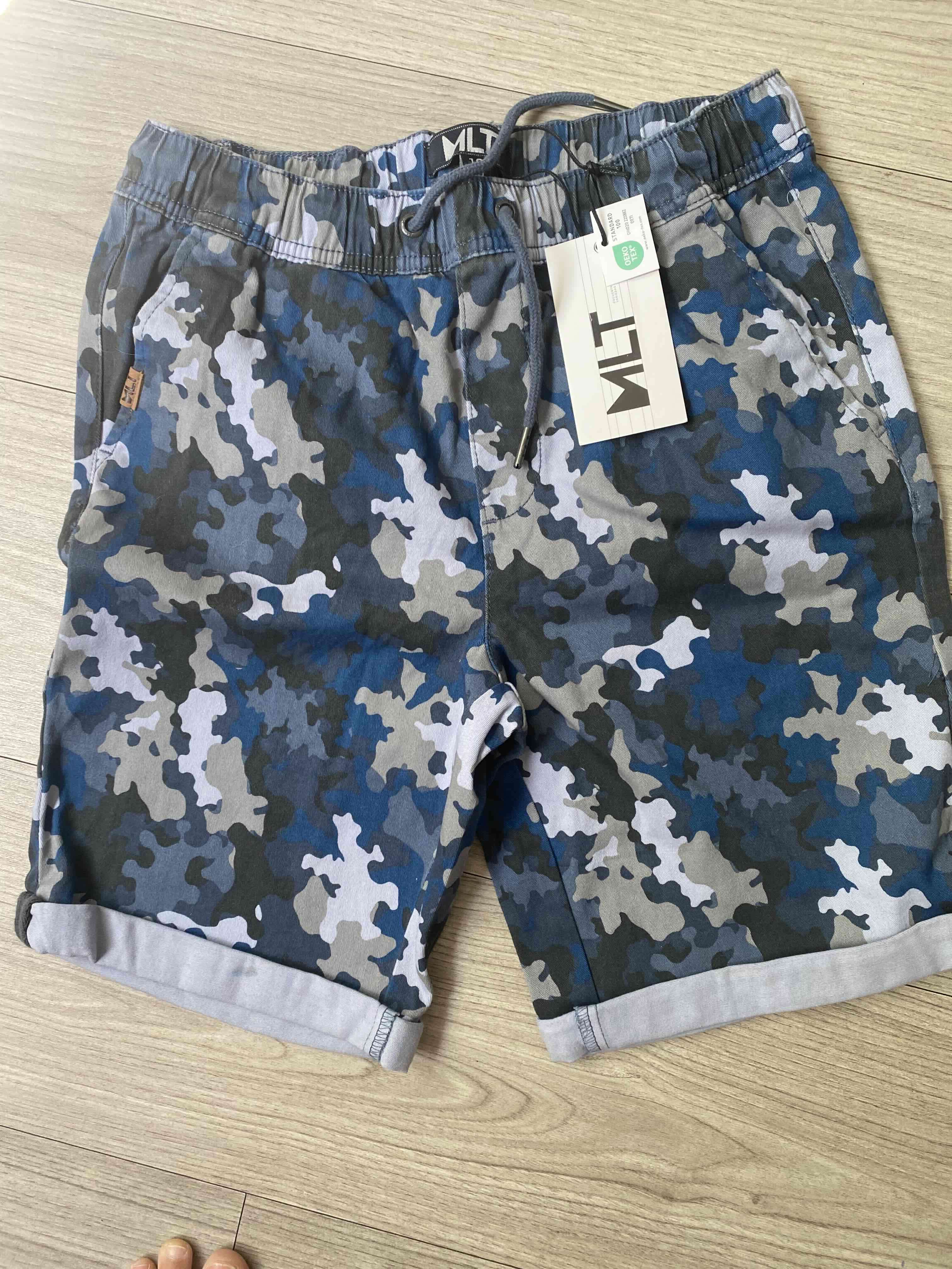Shorts camuflados para hombre
