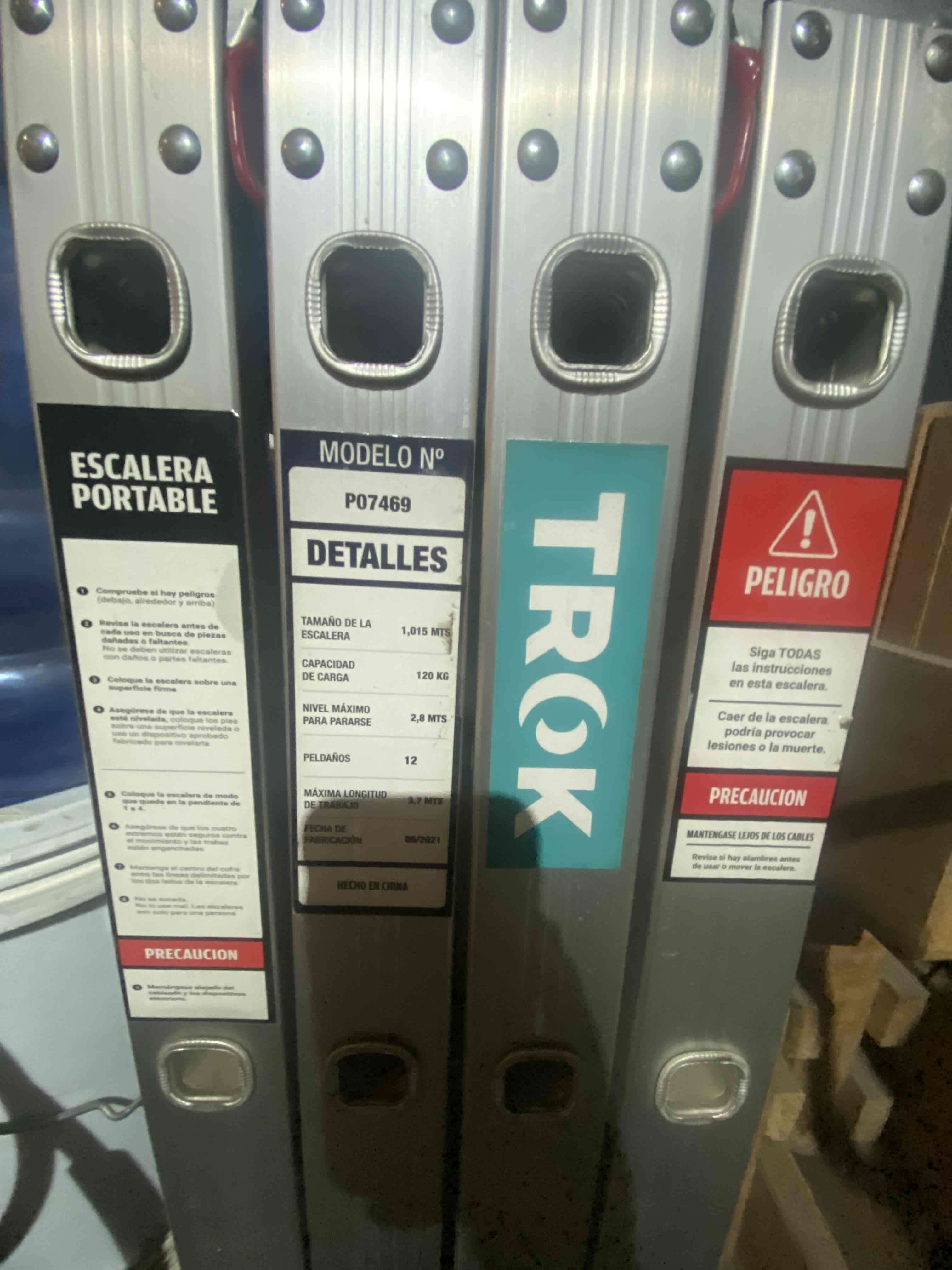 Escalera telescópica de aluminio - 2