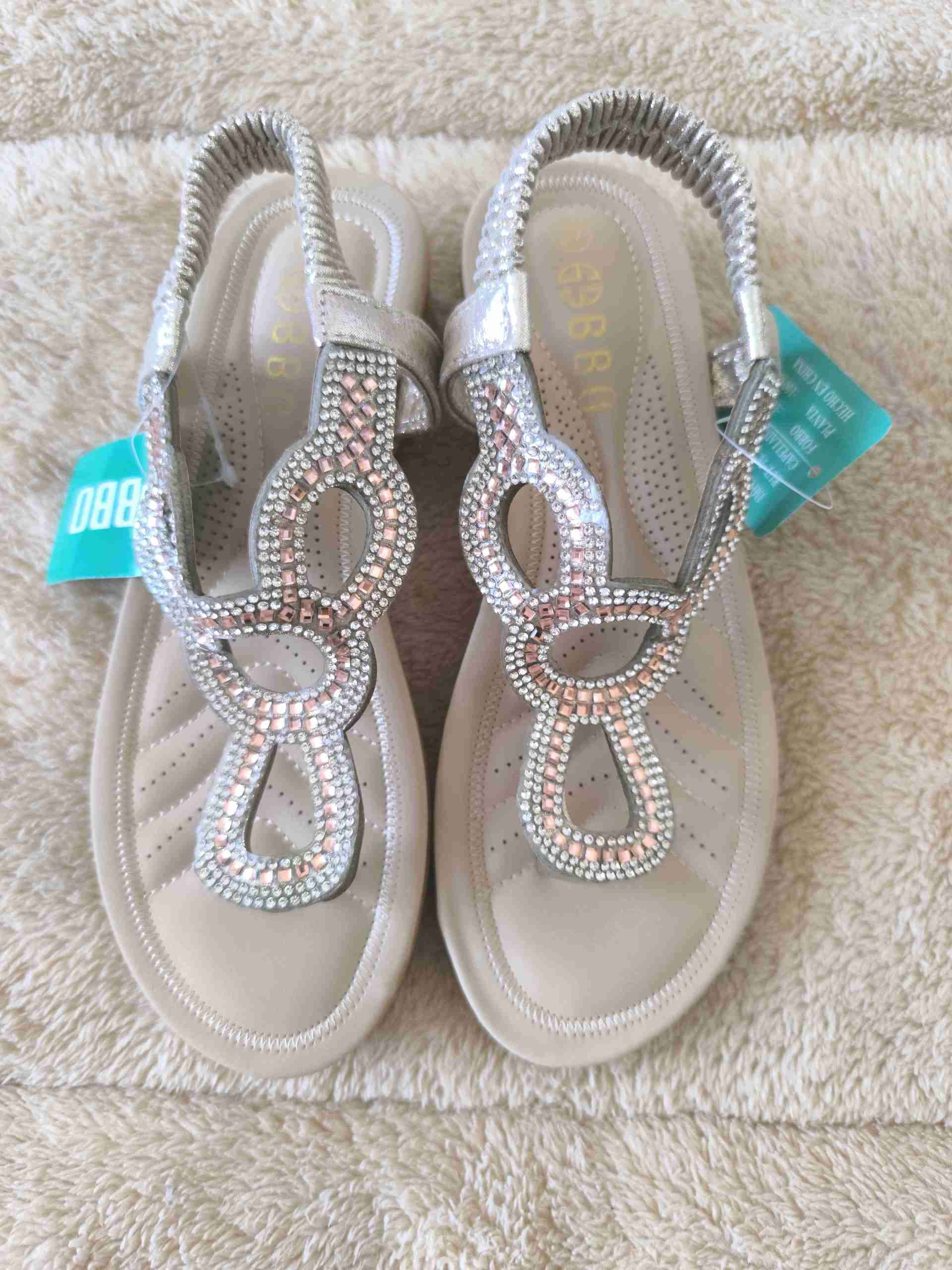 Sandalias doradas con brillo - miniatura 4