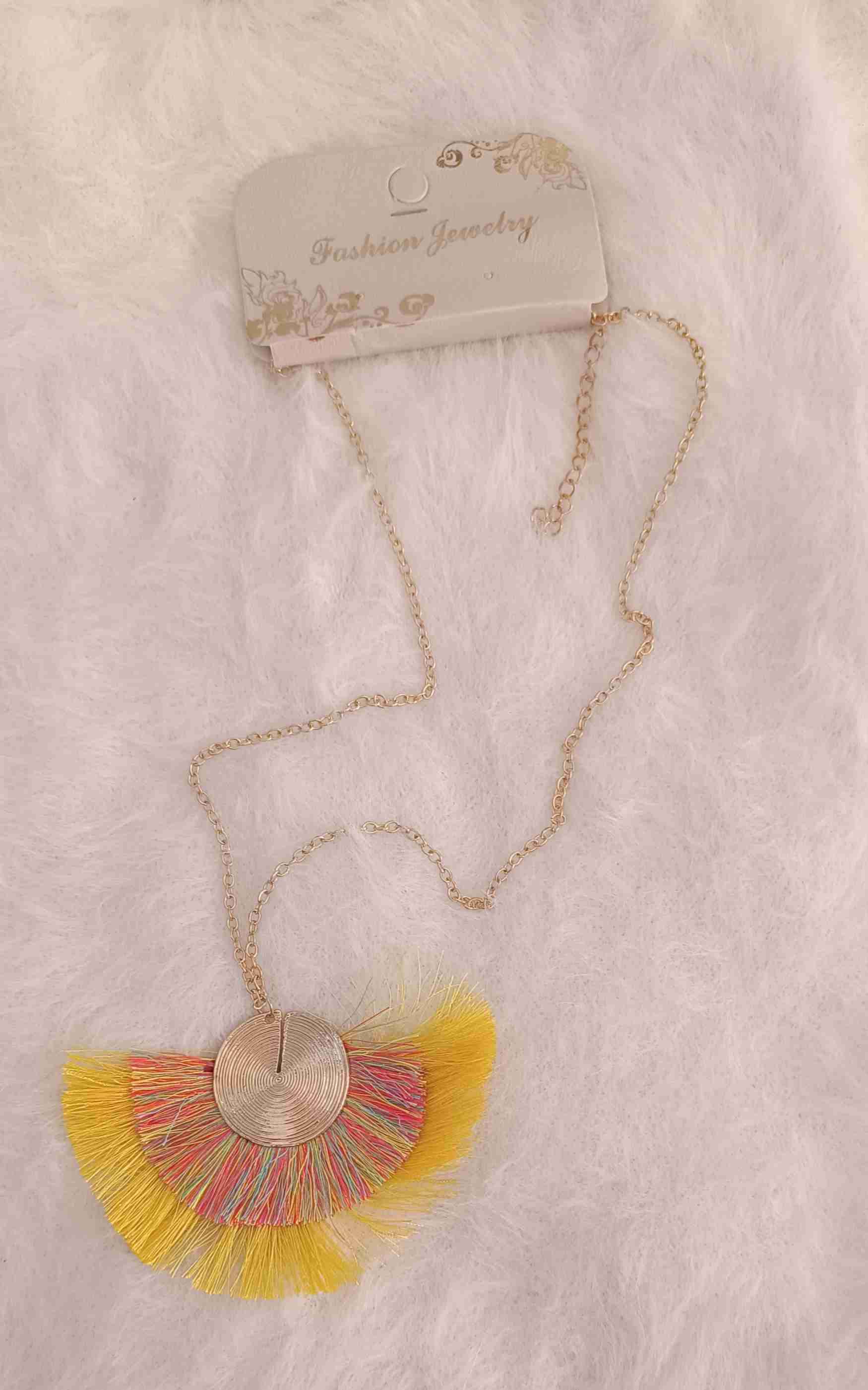 Collar de moda con flecos multicolor