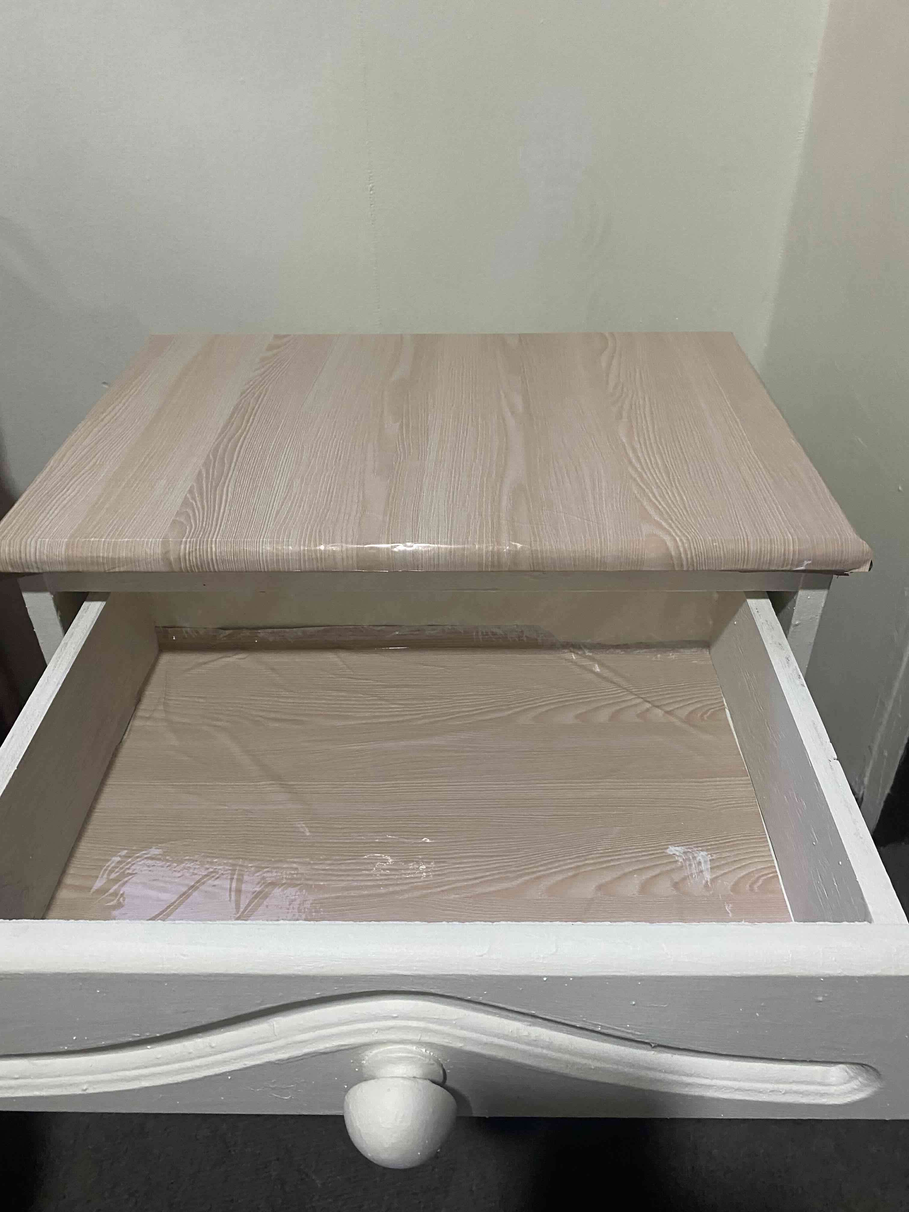 Mesa de noche blanca, 1 cajón - miniatura 2