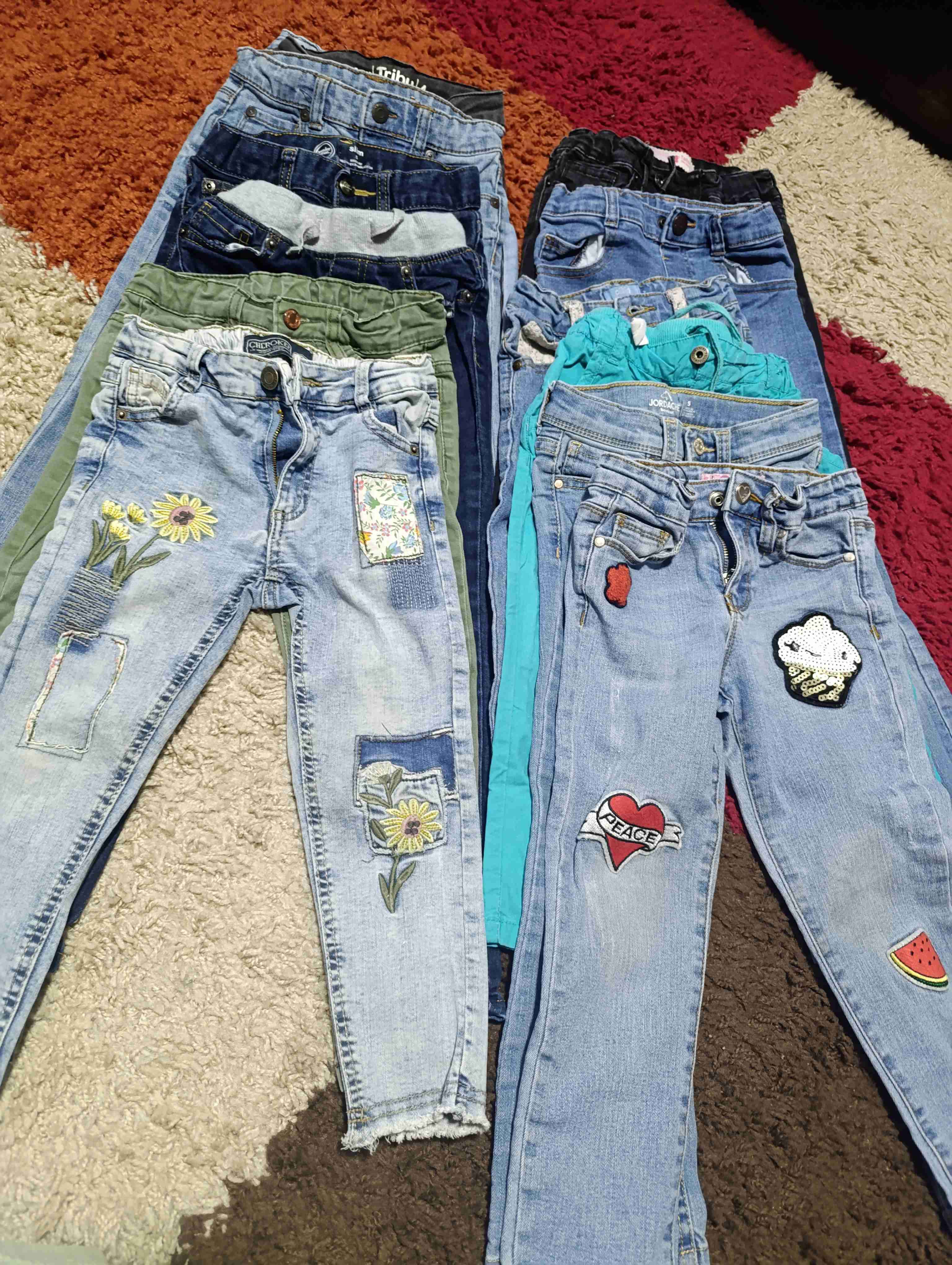 Lote de jeans infantiles con parches