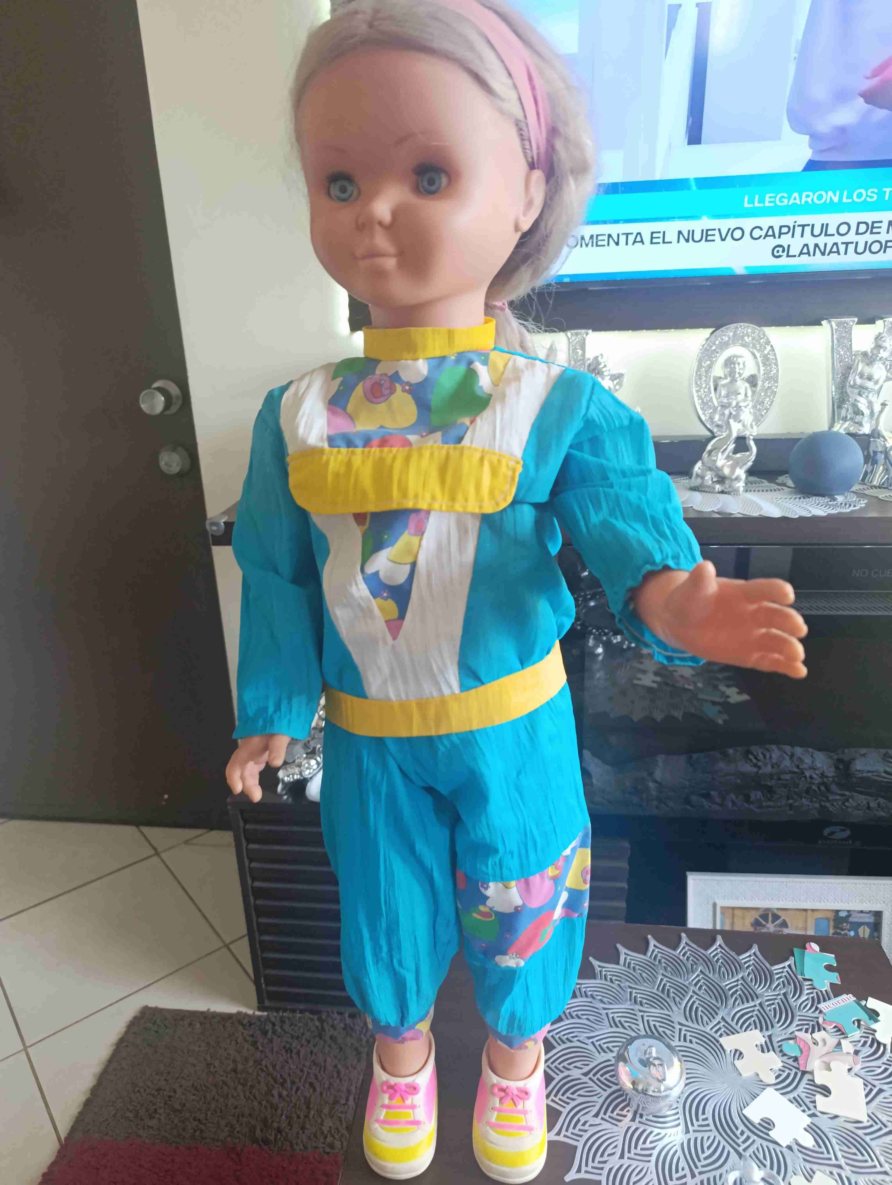 Muñeca grande vintage - miniatura 2