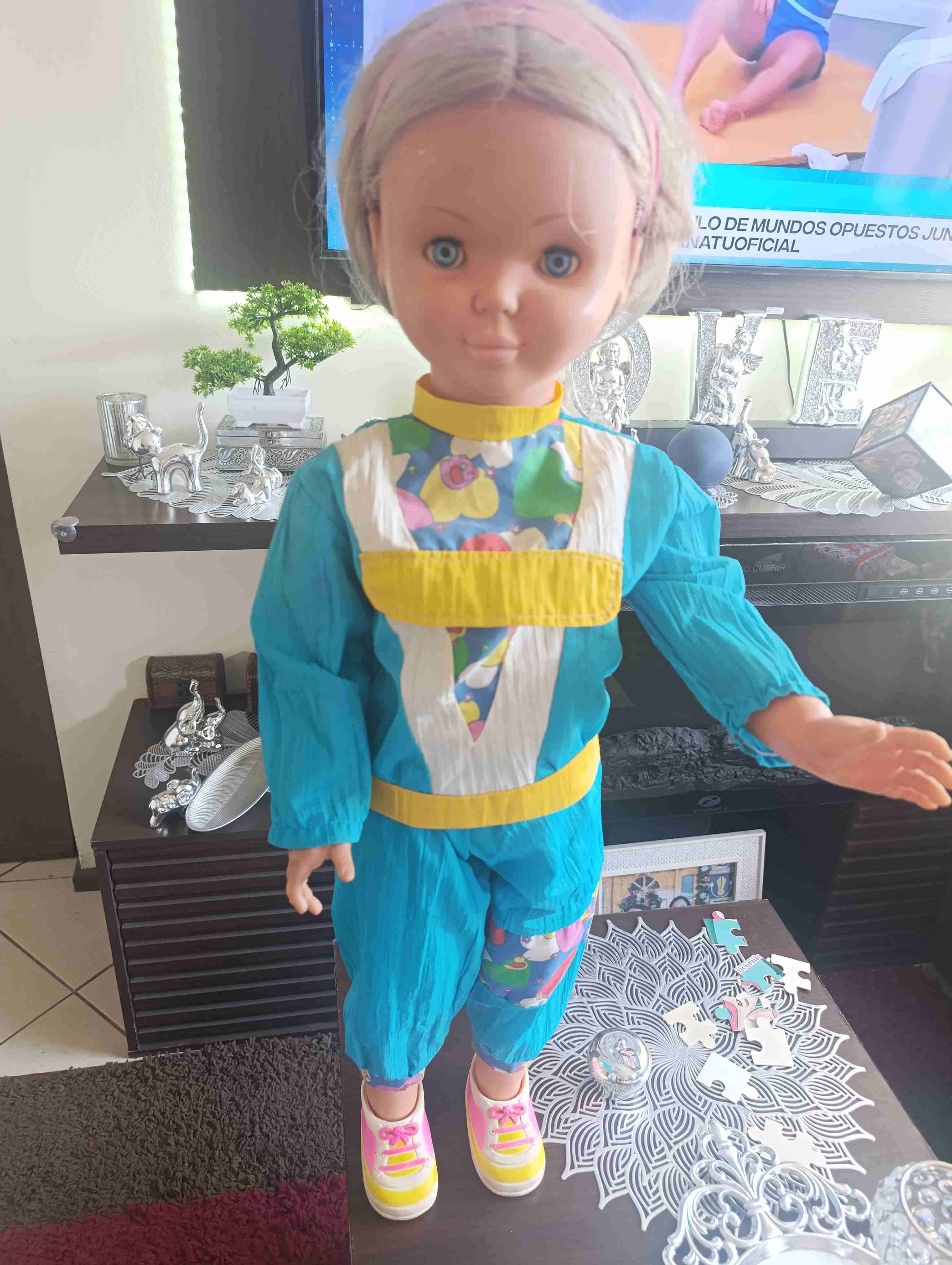 Muñeca grande vintage - miniatura 4