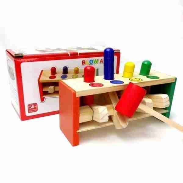 Juguete Montessori Banco de golpes con martillo