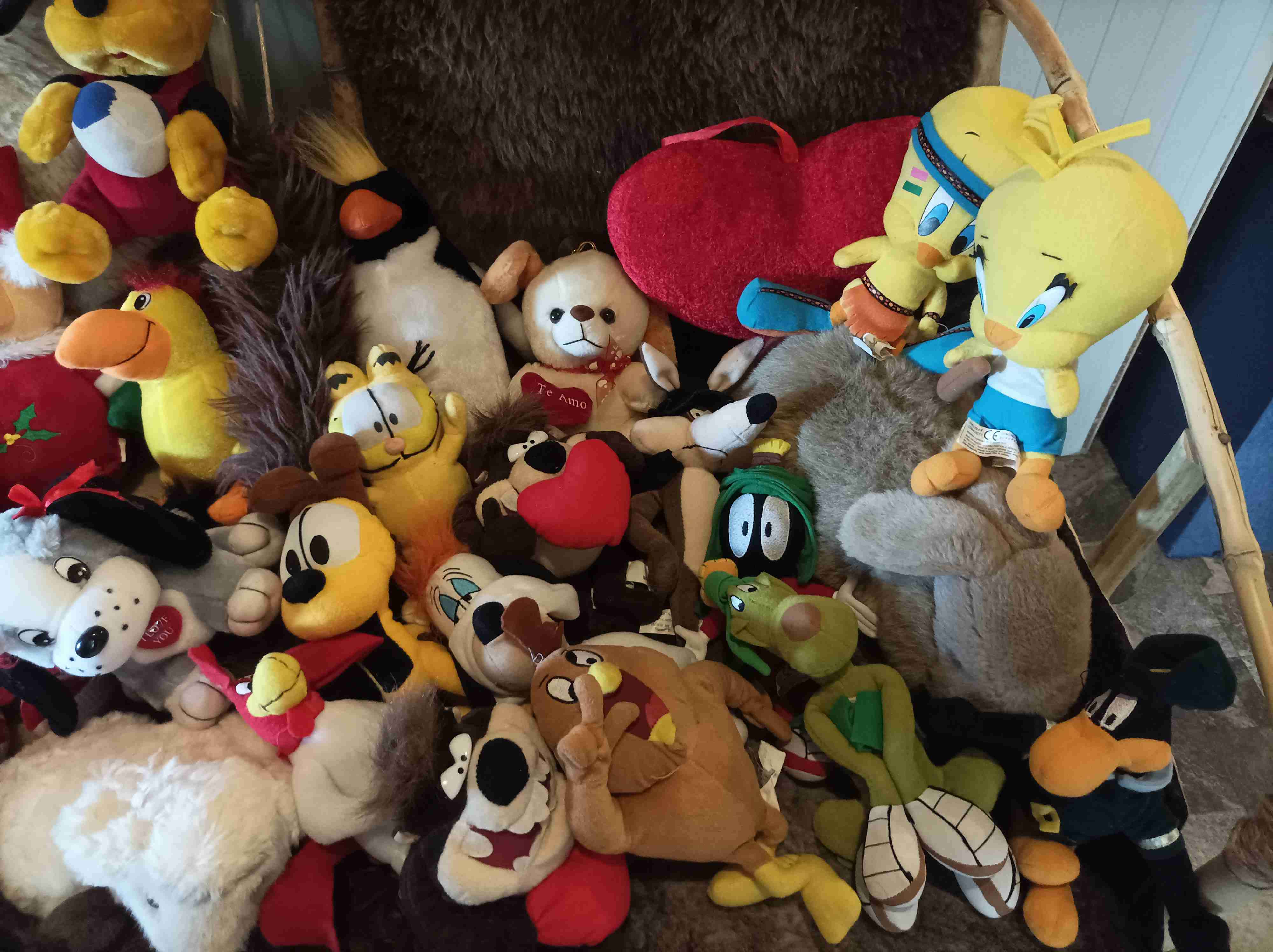 Set de peluches varios colores - miniatura 2