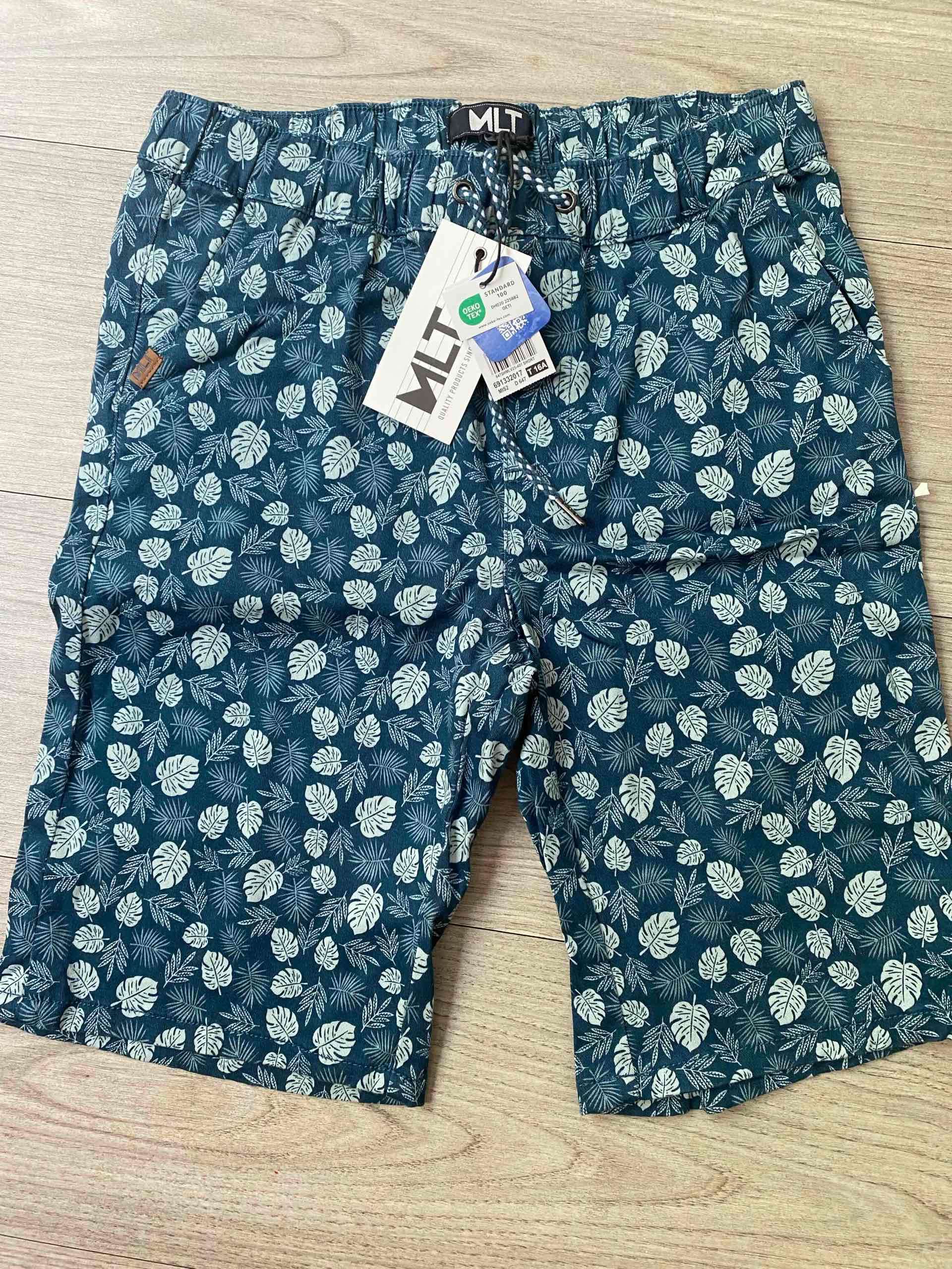 Shorts estampados tropicales