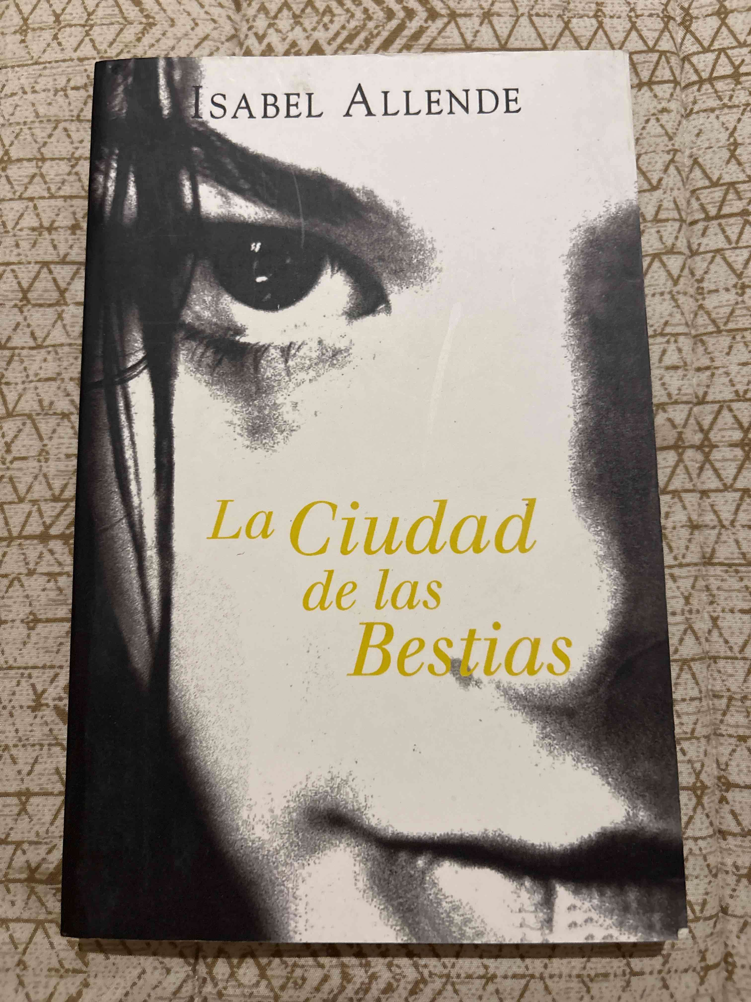 Libro 'La Ciudad de las Bestias'